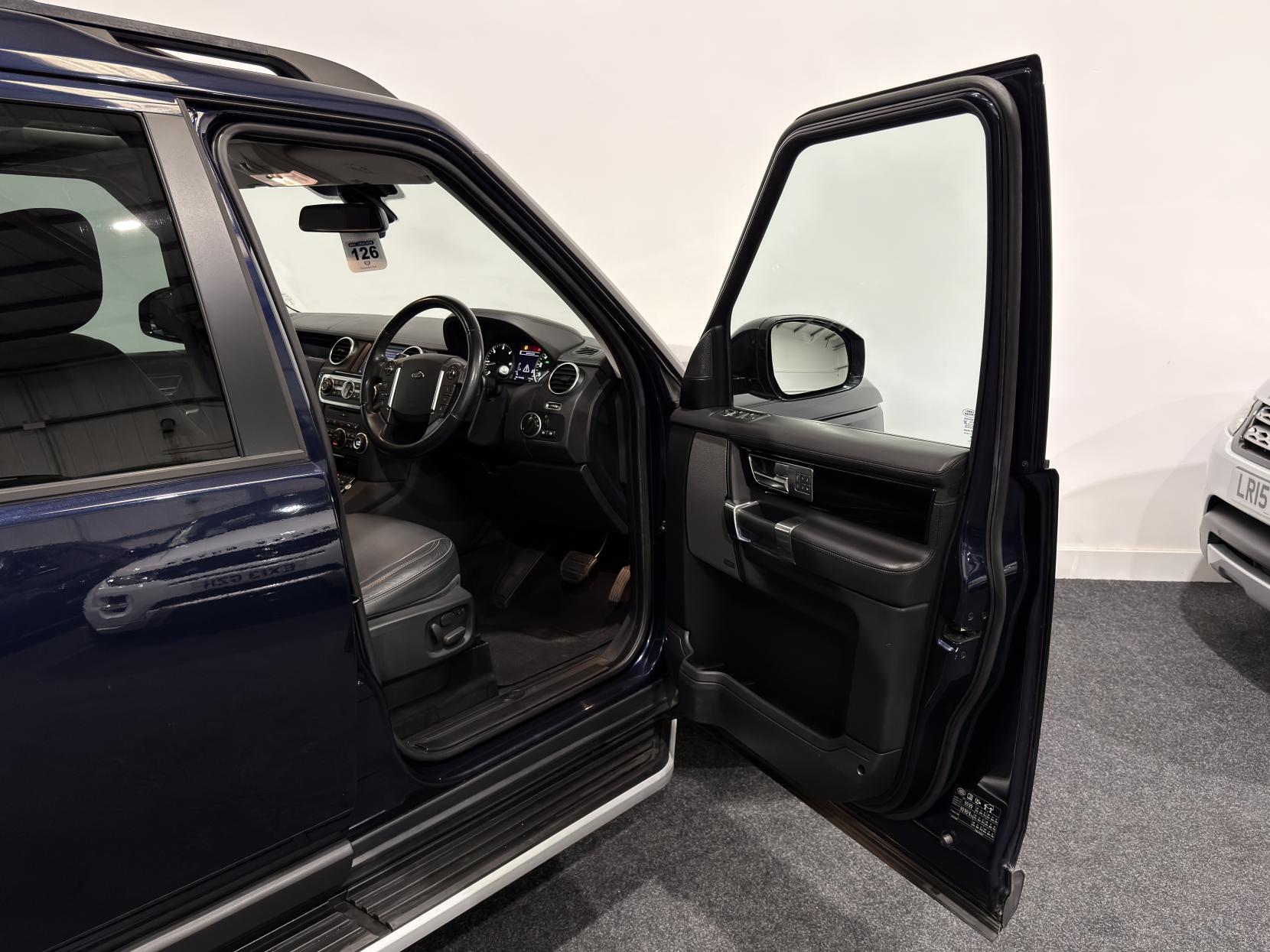Land Rover Discovery 4 3.0 SD V6 HSE Luxury SUV 5dr Diesel Auto 4WD Euro 6 (s/s) (256 bhp)