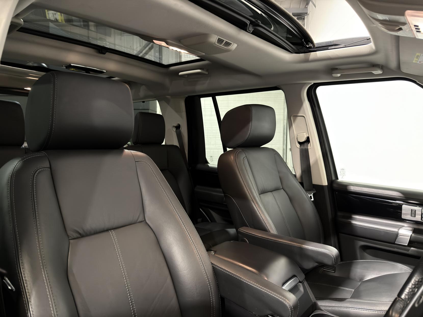 Land Rover Discovery 4 3.0 SD V6 HSE Luxury SUV 5dr Diesel Auto 4WD Euro 6 (s/s) (256 bhp)