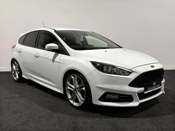 Ford Focus 2.0 TDCi ST-2 Hatchback 5dr Diesel Manual Euro 6 (s/s) (185 ps)