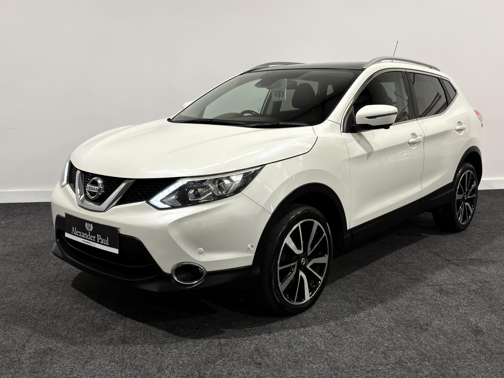 Nissan Qashqai 1.6 dCi Tekna SUV 5dr Diesel Manual 2WD Euro 5 (s/s) (130 ps)