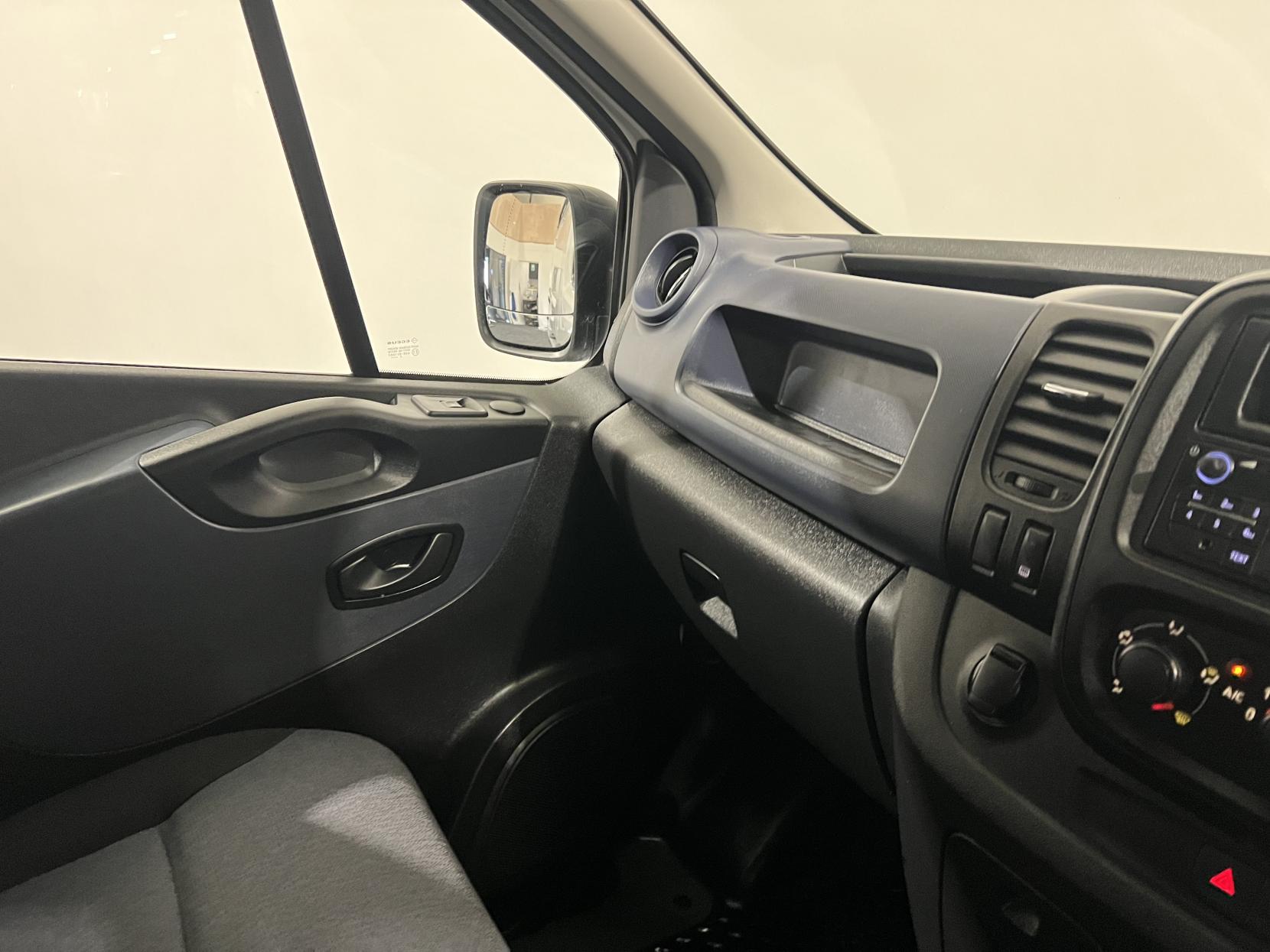 Vauxhall Vivaro 1.6 CDTi 2900 Panel Van 5dr Diesel Manual L2 H1 Euro 6 (s/s) (95 ps)