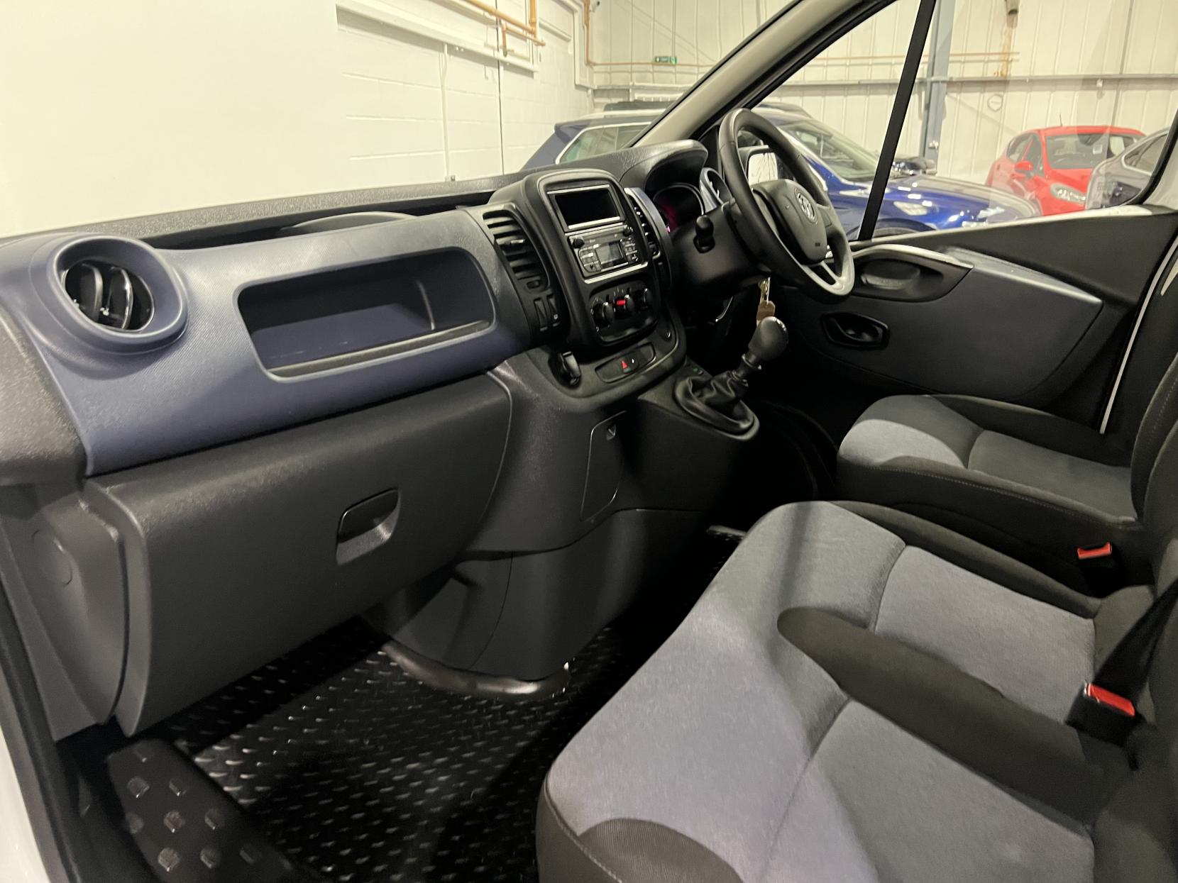 Vauxhall Vivaro 1.6 CDTi 2900 Panel Van 5dr Diesel Manual L2 H1 Euro 6 (s/s) (95 ps)