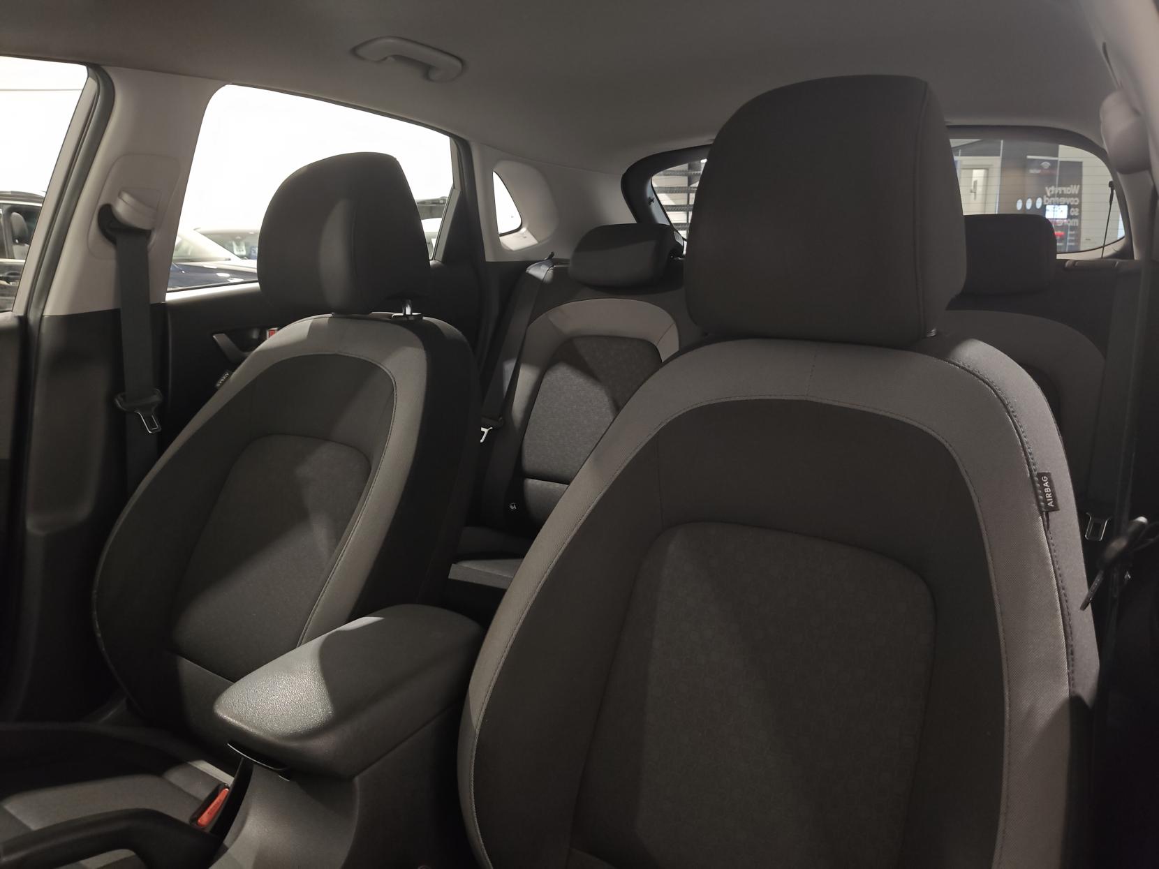 Hyundai KONA 1.0 T-GDi Blue Drive SE SUV 5dr Petrol Manual Euro 6 (s/s) (120 ps)