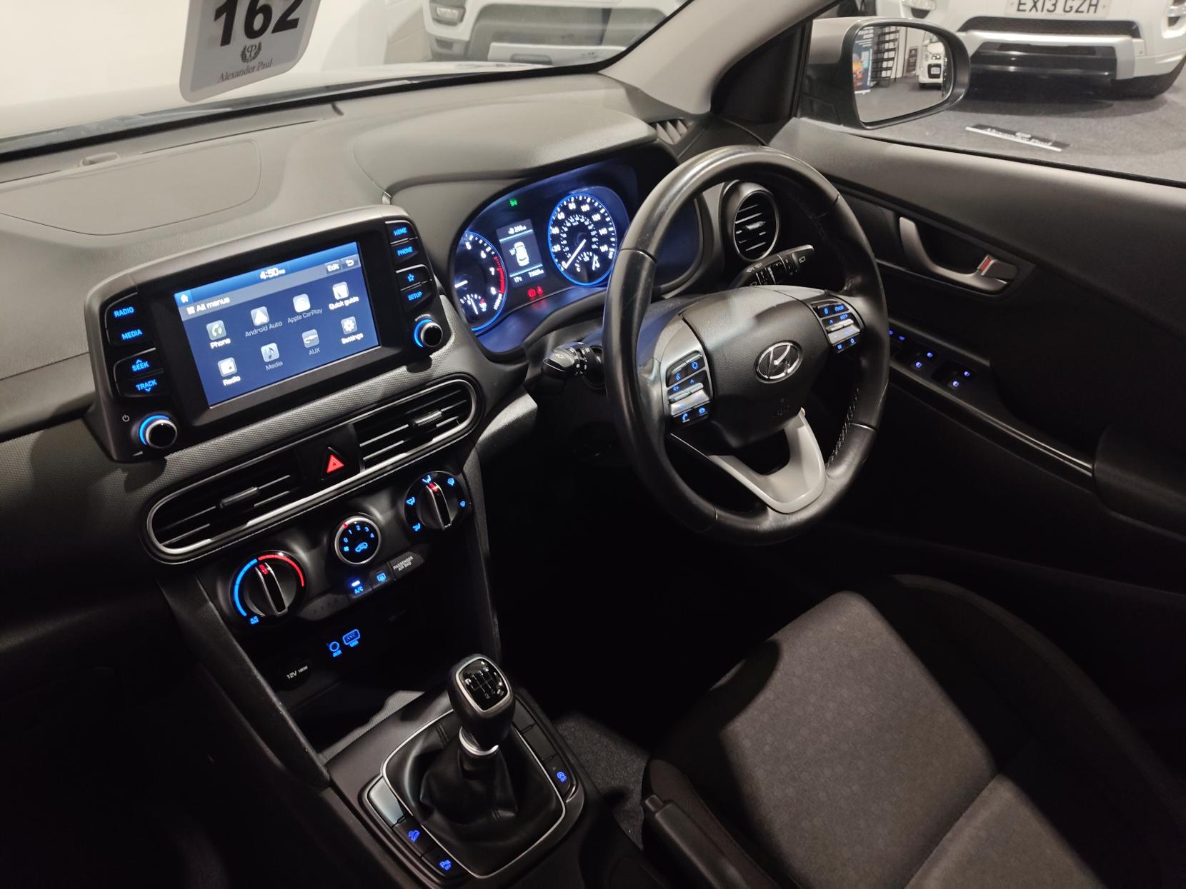 Hyundai KONA 1.0 T-GDi Blue Drive SE SUV 5dr Petrol Manual Euro 6 (s/s) (120 ps)