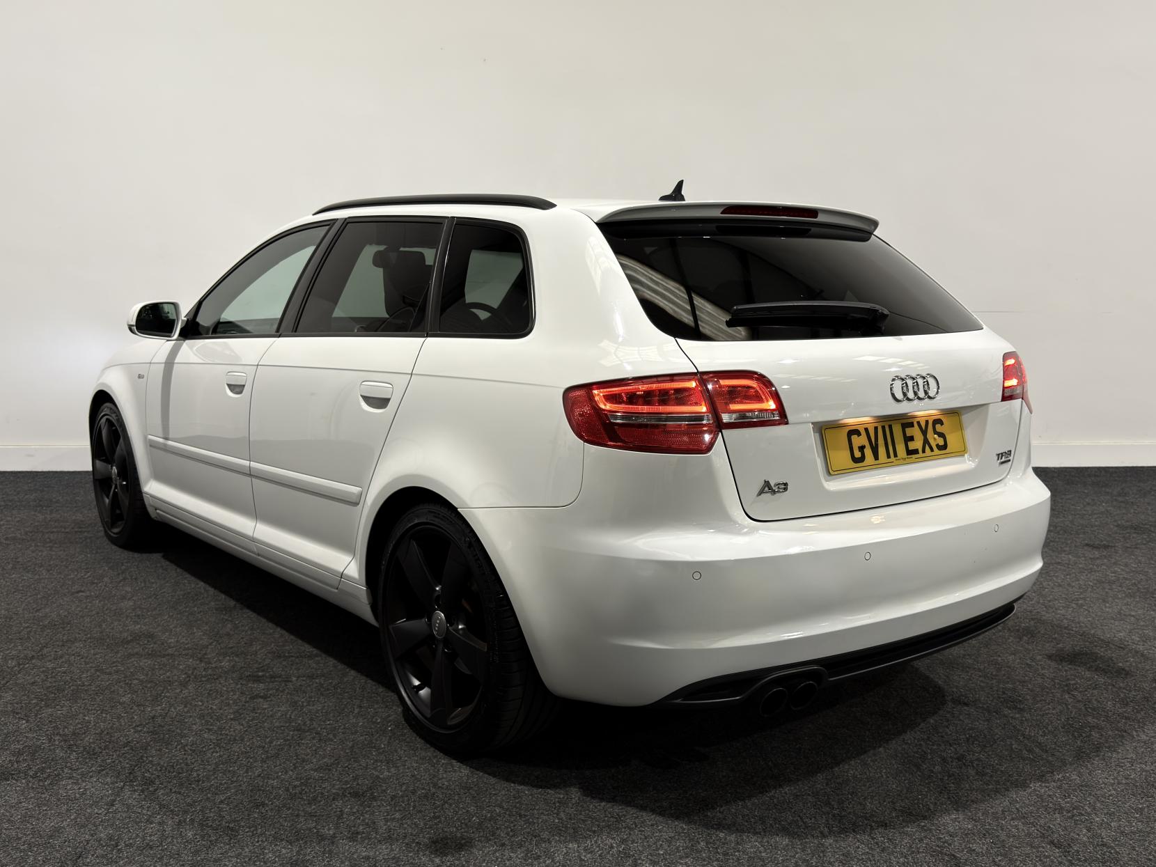 Audi A3 2.0 TFSI Black Edition Sportback 5dr Petrol S Tronic quattro Euro 5 (200 ps)