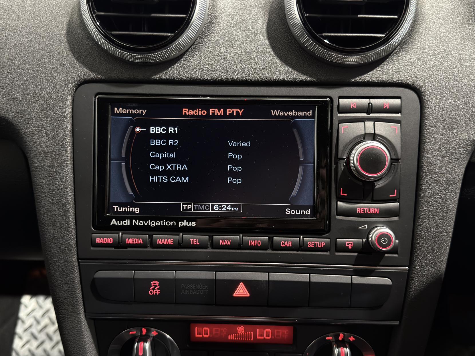 Audi A3 2.0 TFSI Black Edition Sportback 5dr Petrol S Tronic quattro Euro 5 (200 ps)