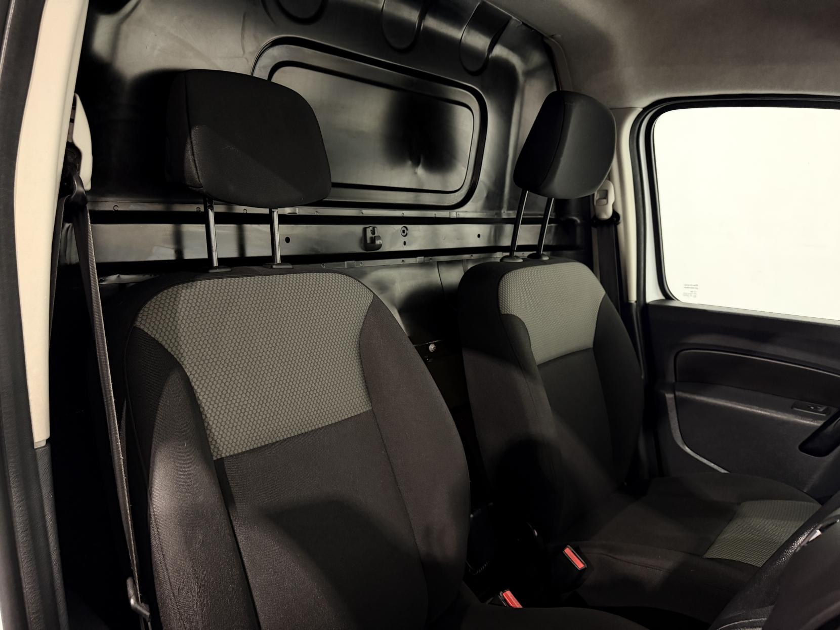 Renault Kangoo ZE 33kWh Business Panel Van 5dr Electric Auto MWB (i) (60 ps)