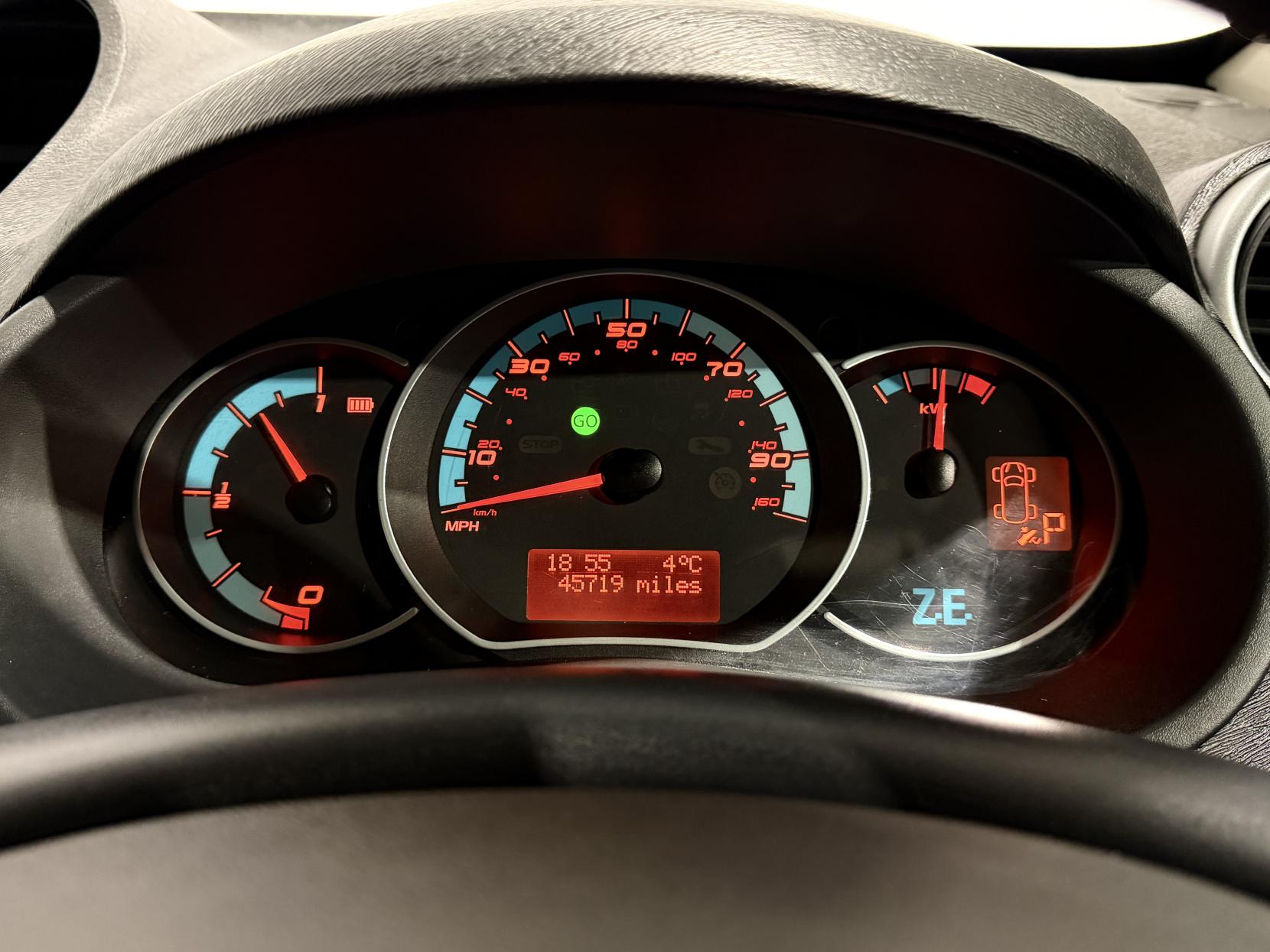 Renault Kangoo ZE 33kWh Business Panel Van 5dr Electric Auto MWB (i) (60 ps)