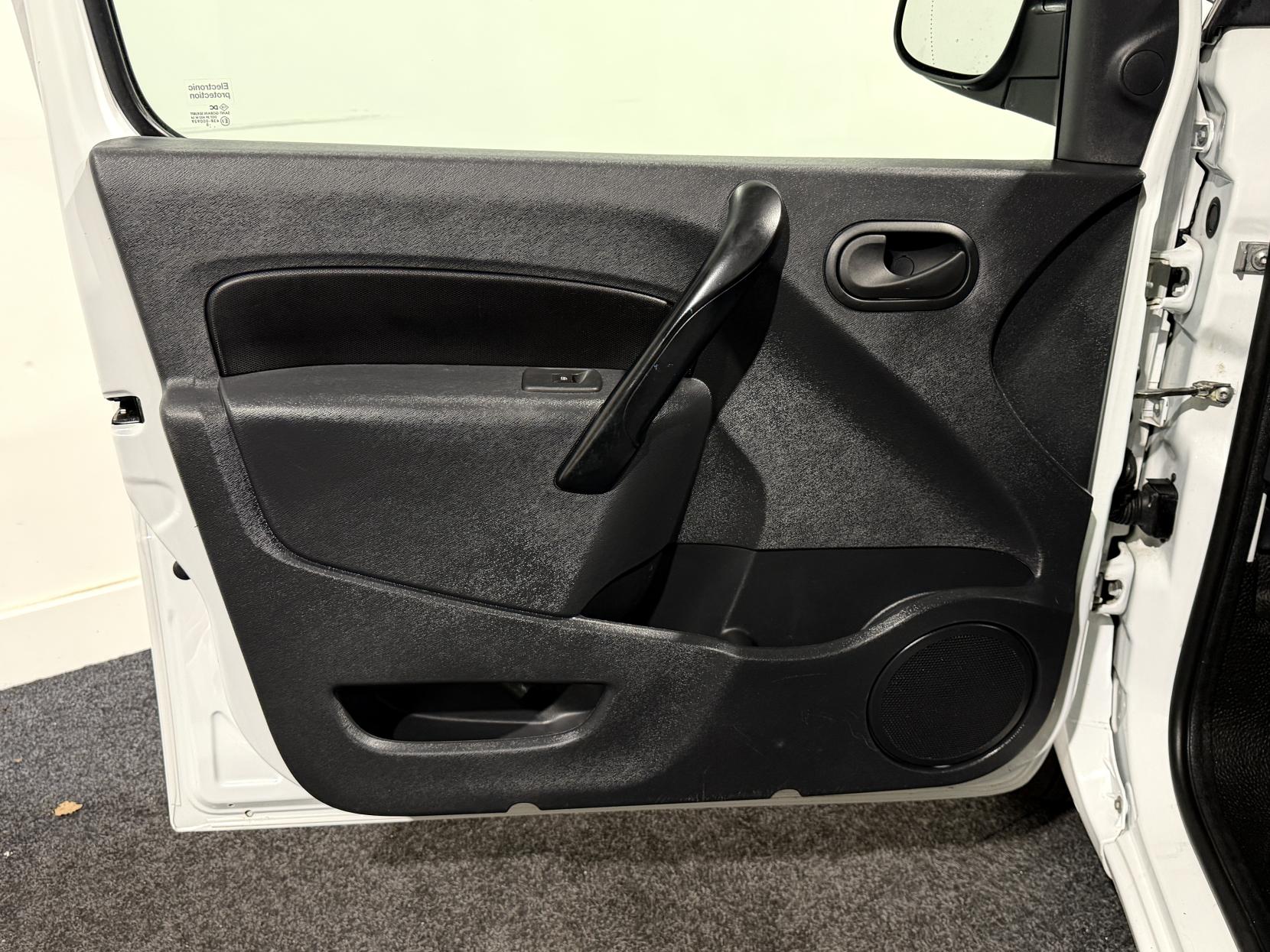 Renault Kangoo ZE 33kWh Business Panel Van 5dr Electric Auto MWB (i) (60 ps)