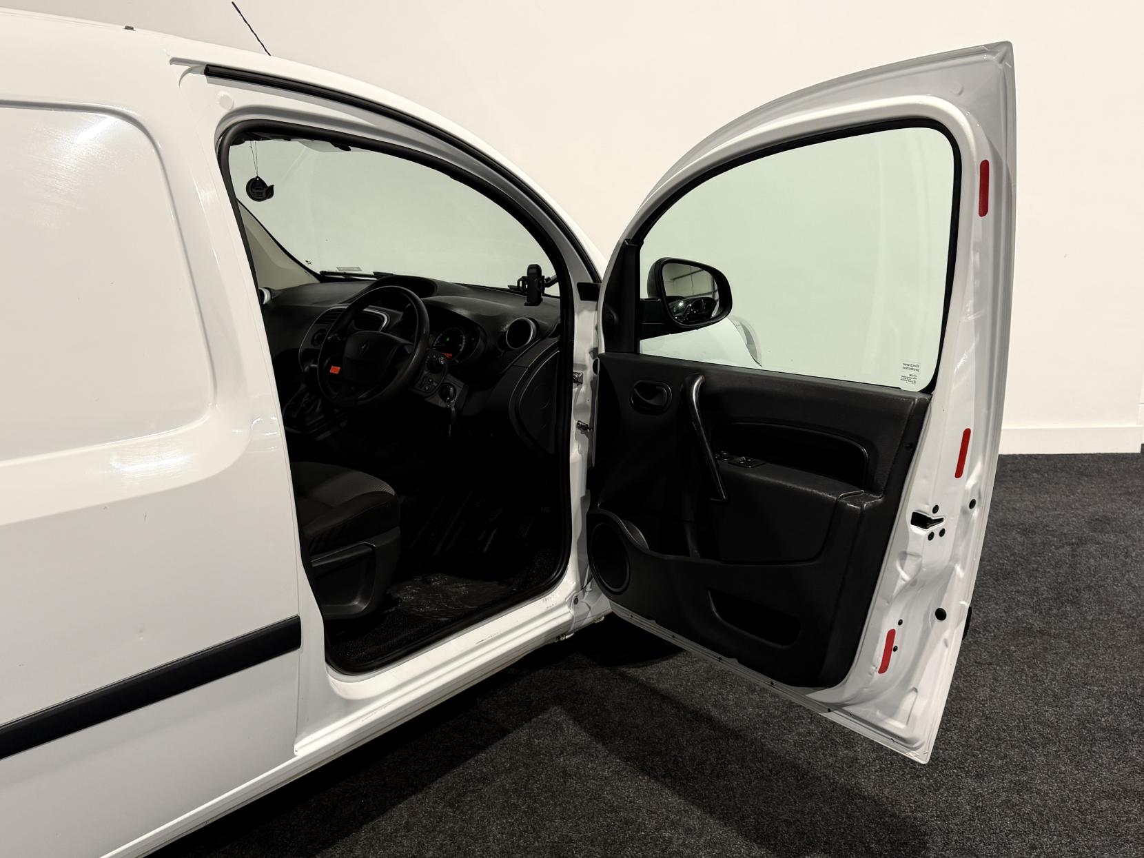 Renault Kangoo ZE 33kWh Business Panel Van 5dr Electric Auto MWB (i) (60 ps)