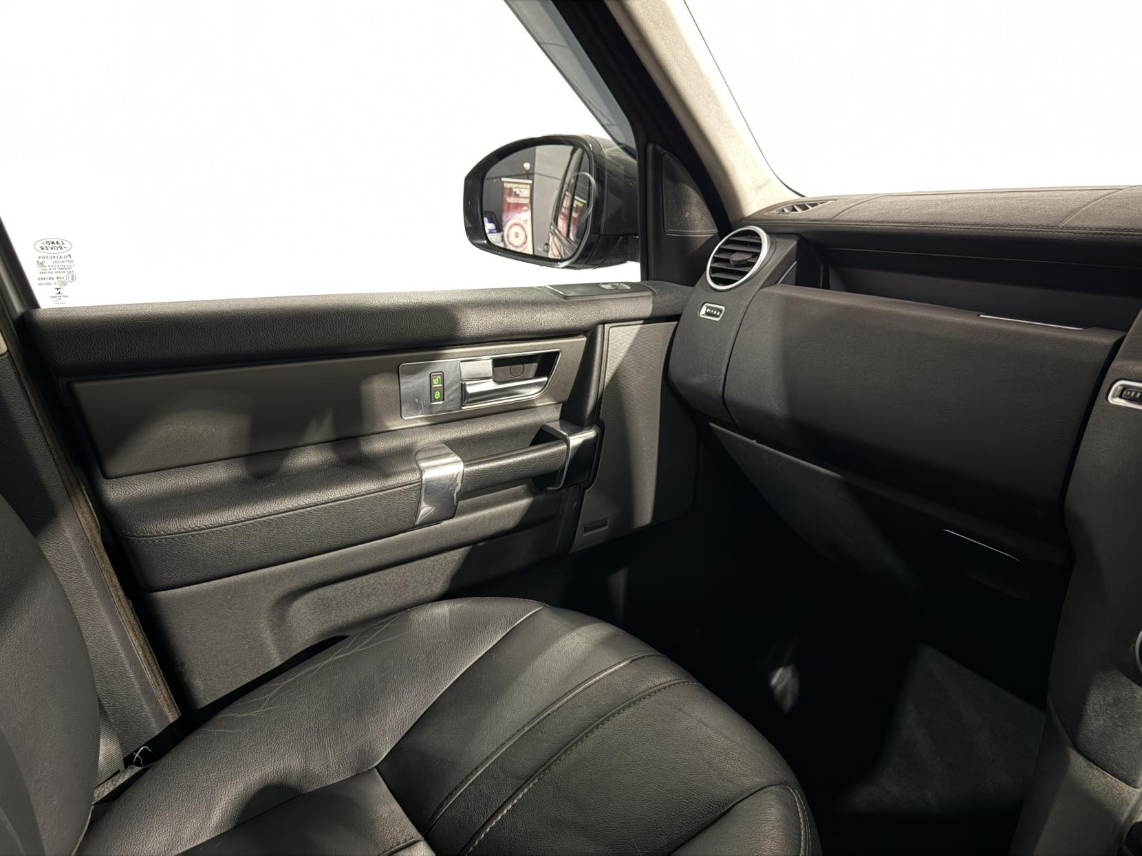 Land Rover Discovery 4 3.0 SD V6 SE Tech SUV 5dr Diesel Auto 4WD Euro 6 (s/s) (256 bhp)