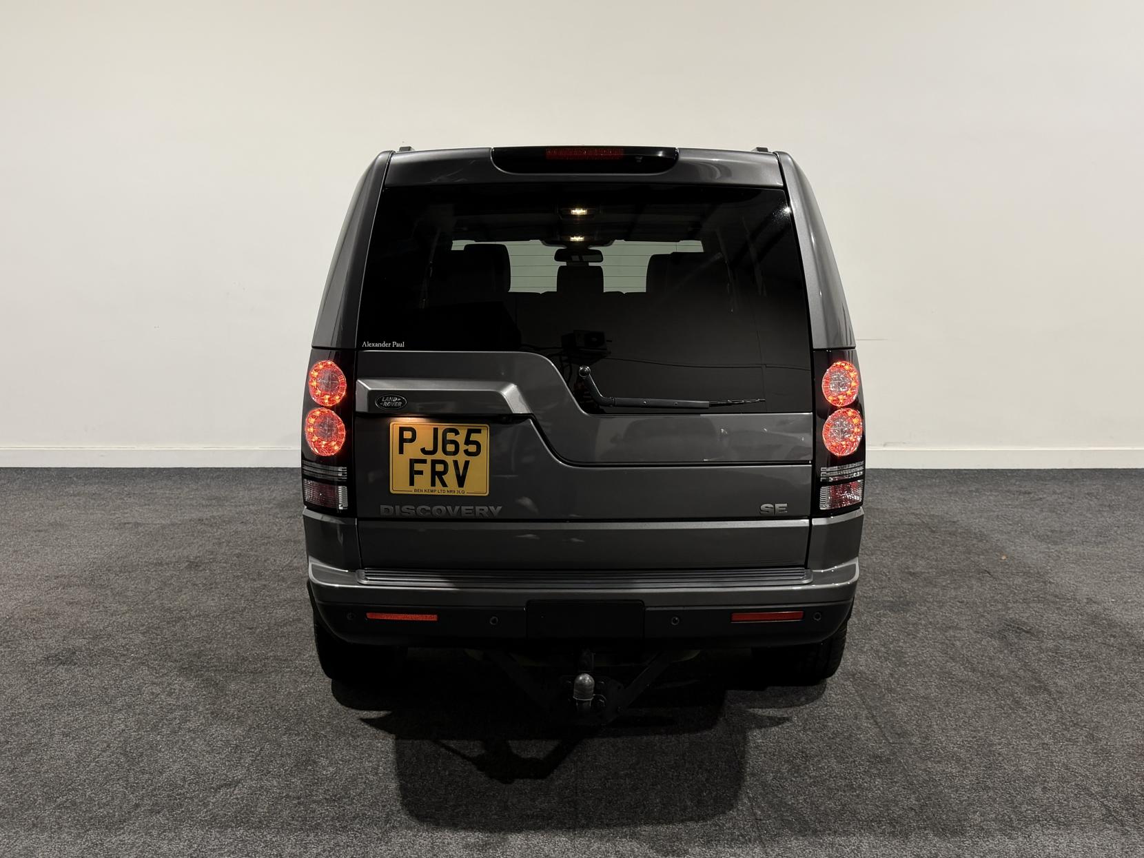 Land Rover Discovery 4 3.0 SD V6 SE Tech SUV 5dr Diesel Auto 4WD Euro 6 (s/s) (256 bhp)