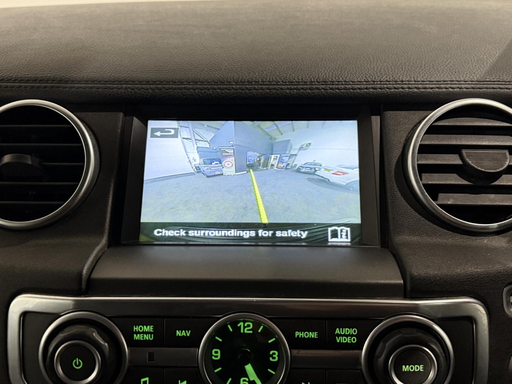 Land Rover Discovery 4 3.0 SD V6 SE Tech SUV 5dr Diesel Auto 4WD Euro 6 (s/s) (256 bhp)