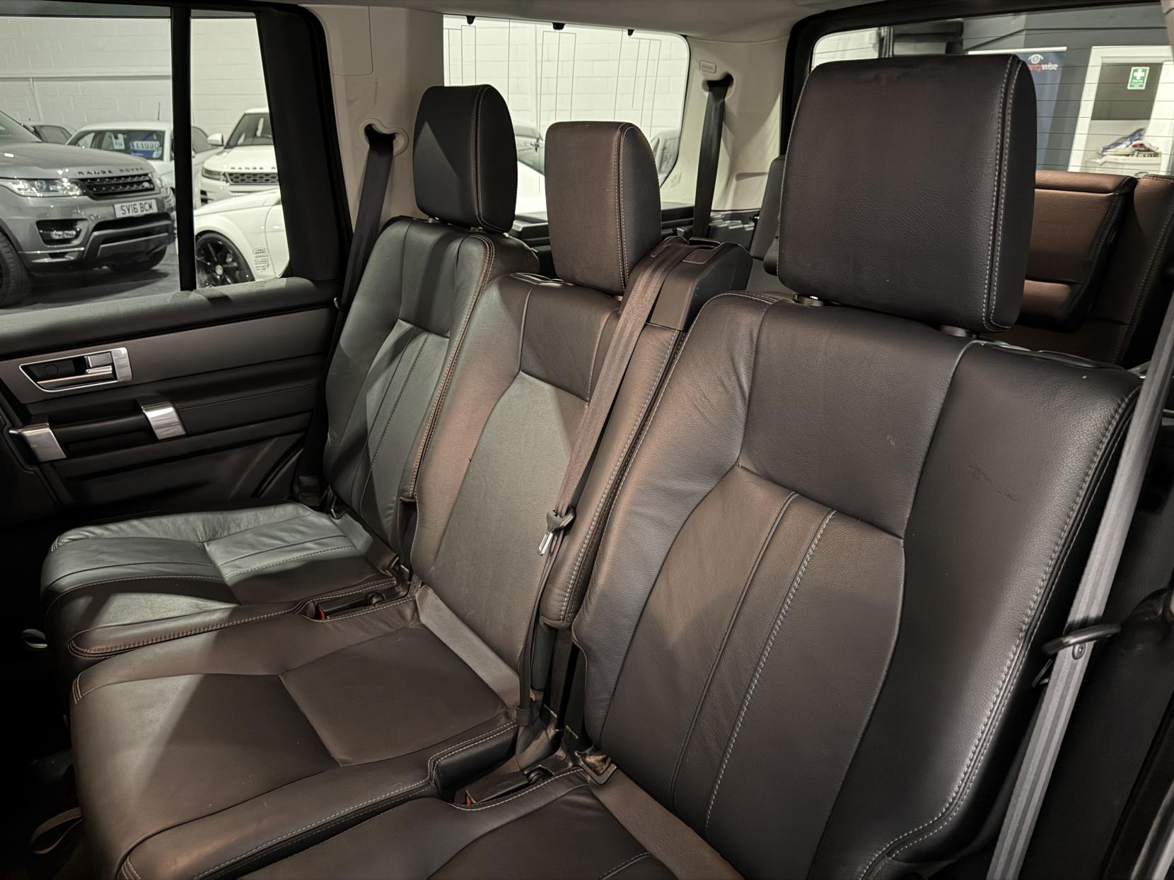 Land Rover Discovery 4 3.0 SD V6 SE Tech SUV 5dr Diesel Auto 4WD Euro 6 (s/s) (256 bhp)