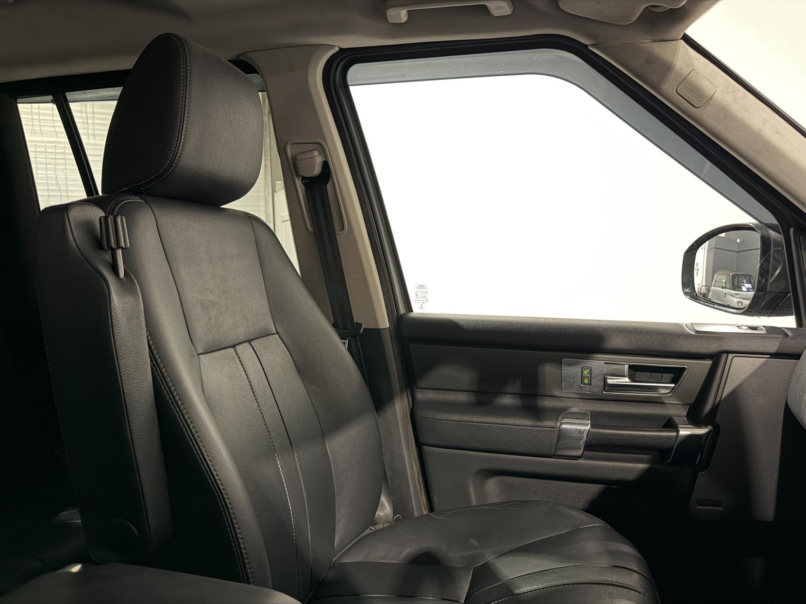 Land Rover Discovery 4 3.0 SD V6 SE Tech SUV 5dr Diesel Auto 4WD Euro 6 (s/s) (256 bhp)