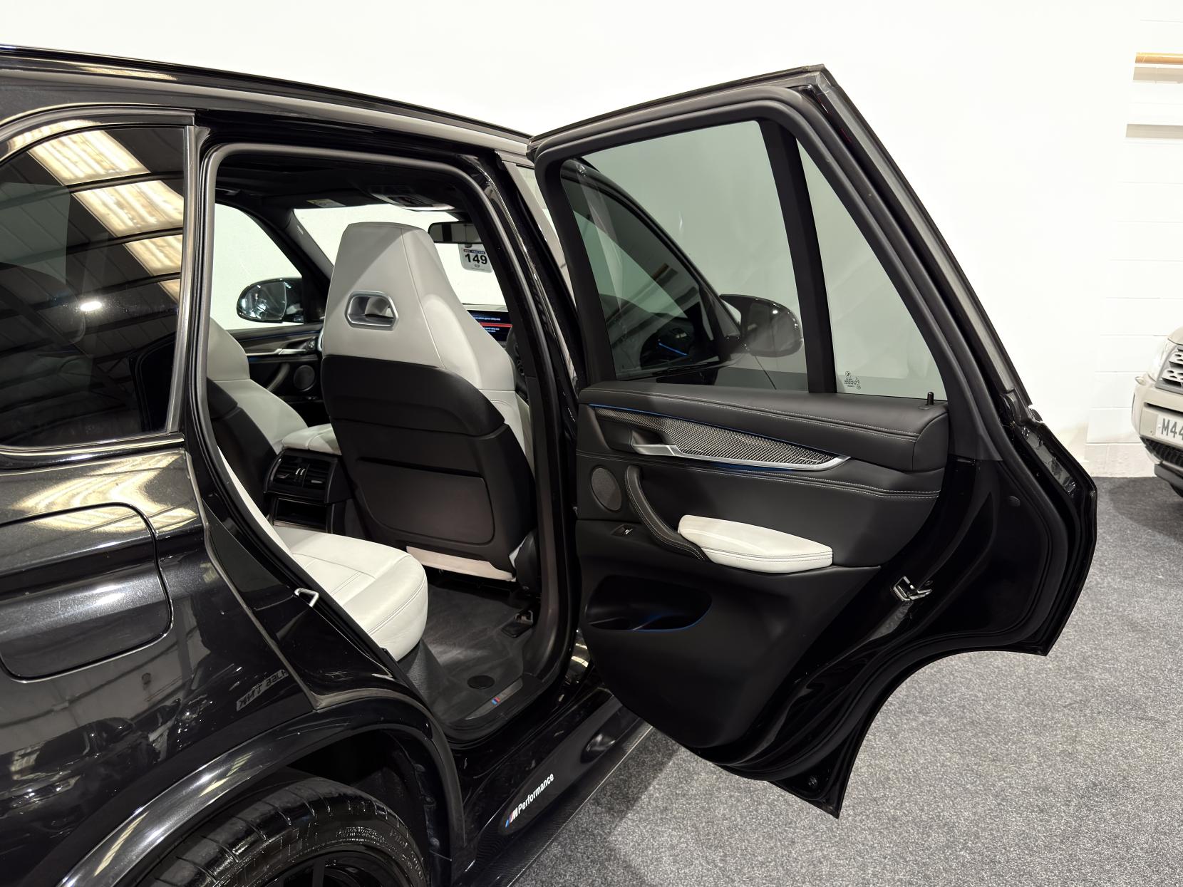 BMW X5 M 4.4 BiTurbo V8 SUV 5dr Petrol Auto xDrive Euro 6 (s/s) (5 Seat) (575 bhp)