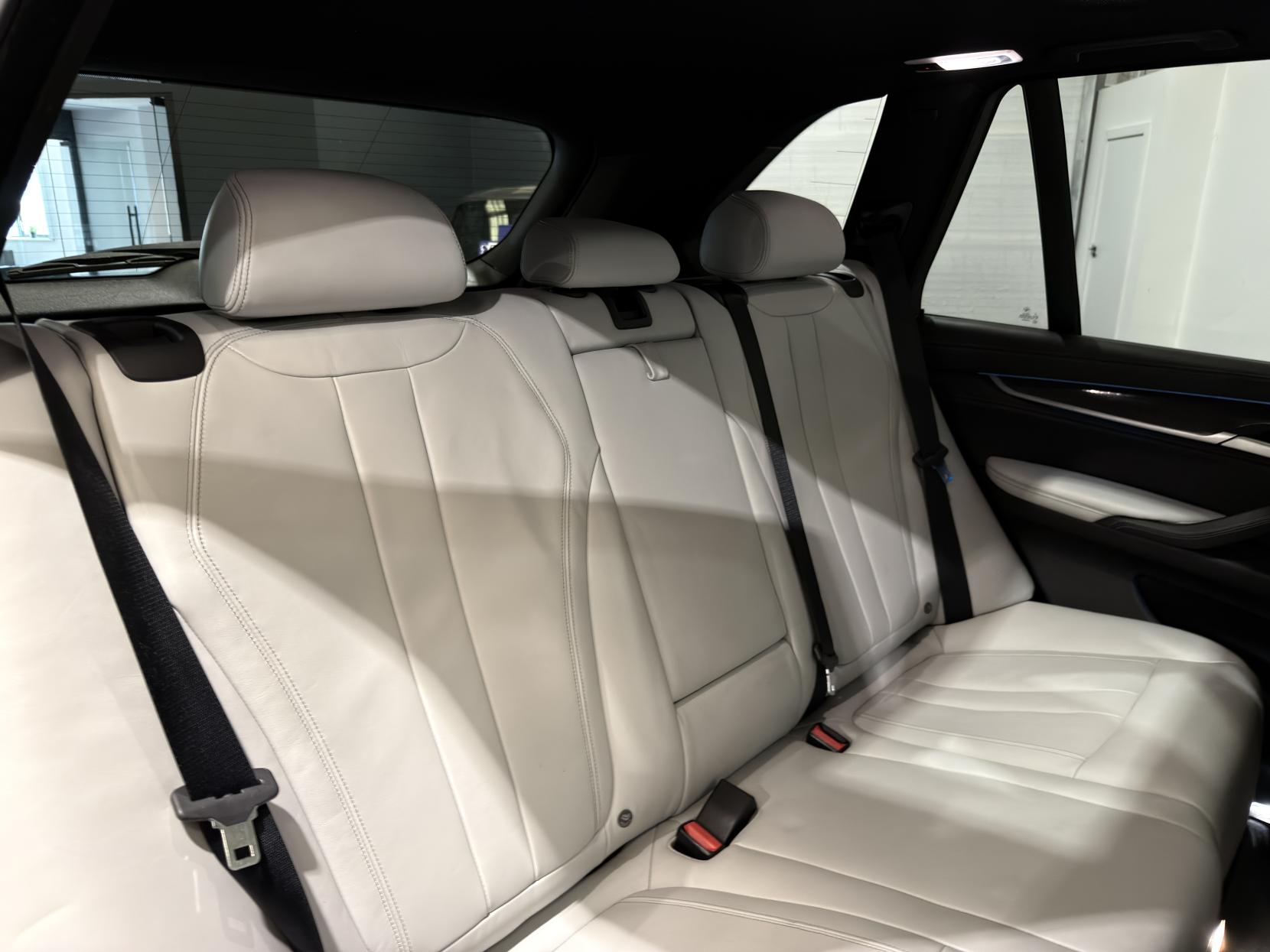 BMW X5 M 4.4 BiTurbo V8 SUV 5dr Petrol Auto xDrive Euro 6 (s/s) (5 Seat) (575 bhp)