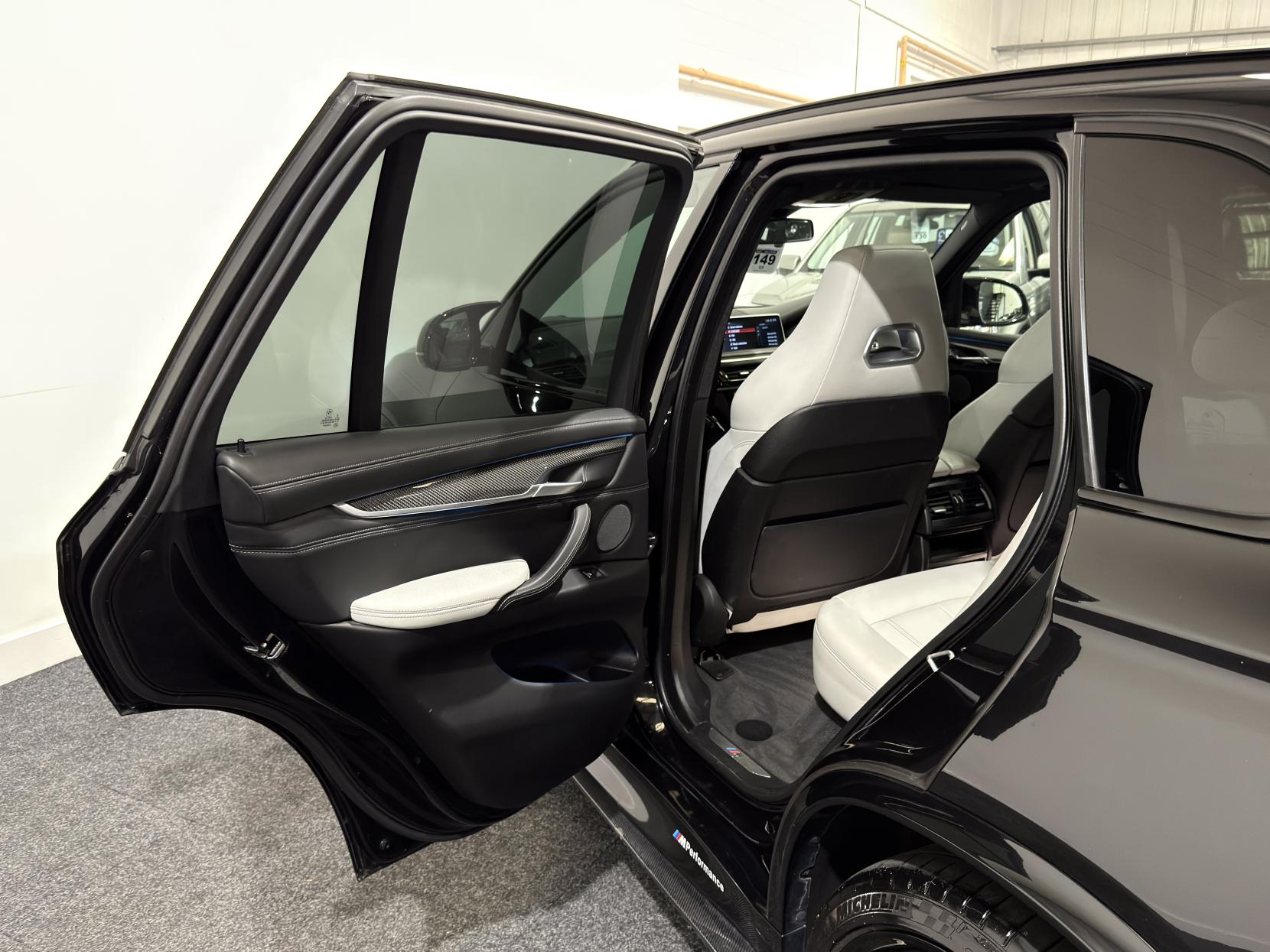 BMW X5 M 4.4 BiTurbo V8 SUV 5dr Petrol Auto xDrive Euro 6 (s/s) (5 Seat) (575 bhp)