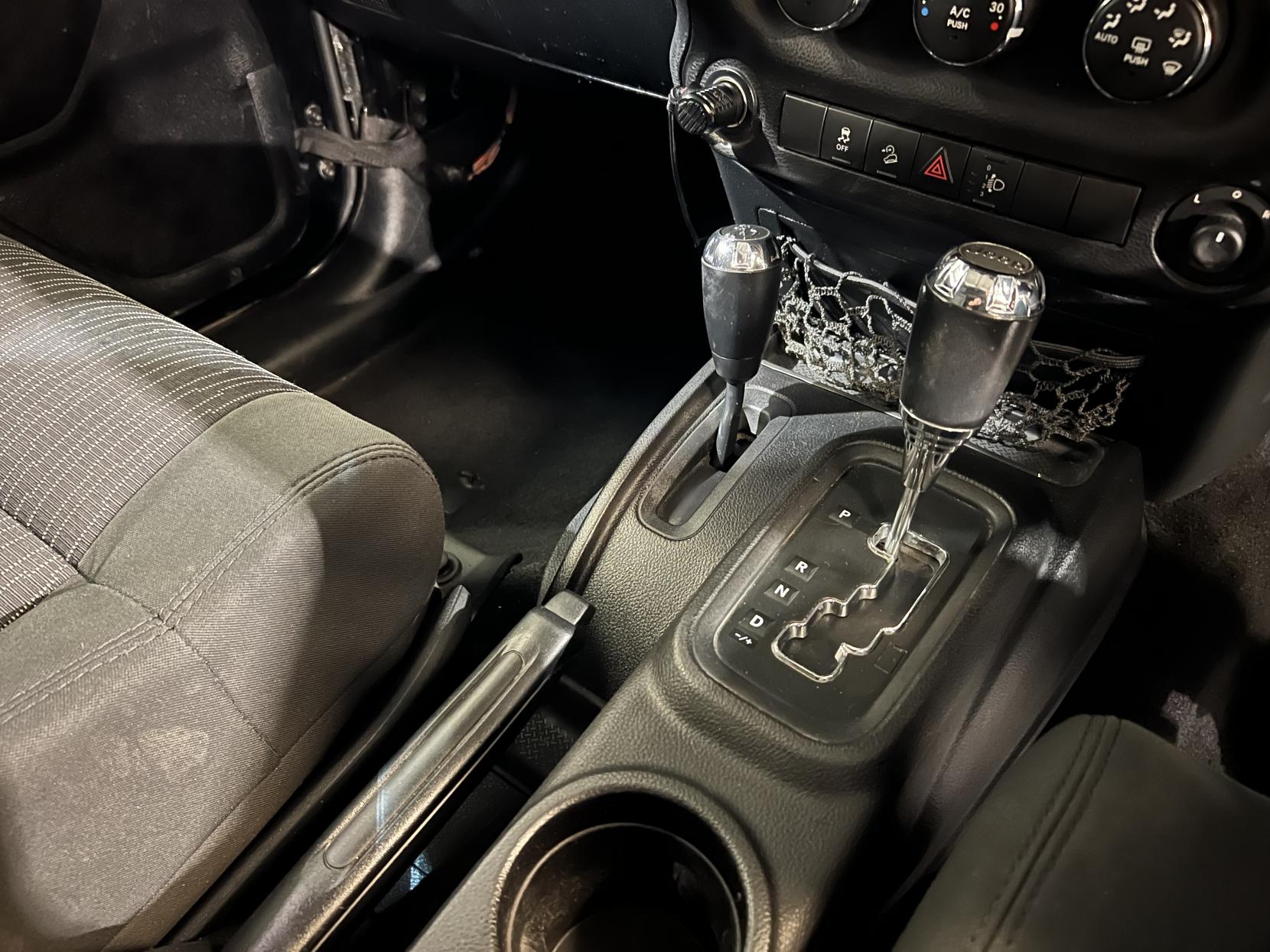 Jeep Wrangler 2.8 CRD Sahara SUV 4dr Diesel Auto 4WD Euro 5 (4 seat) (197 bhp)