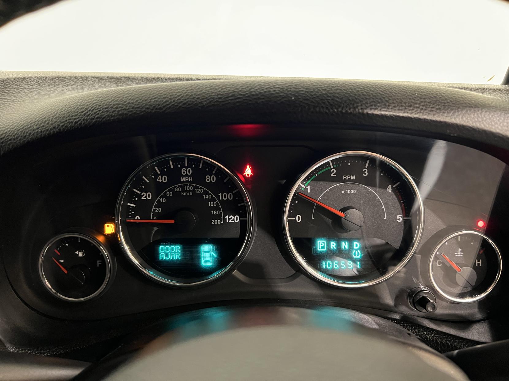 Jeep Wrangler 2.8 CRD Sahara SUV 4dr Diesel Auto 4WD Euro 5 (4 seat) (197 bhp)