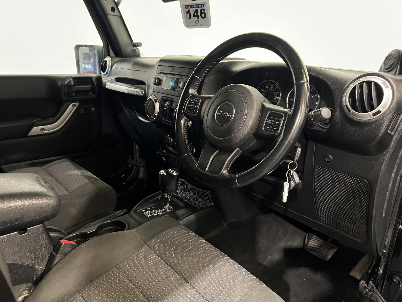 Jeep Wrangler 2.8 CRD Sahara SUV 4dr Diesel Auto 4WD Euro 5 (4 seat) (197 bhp)