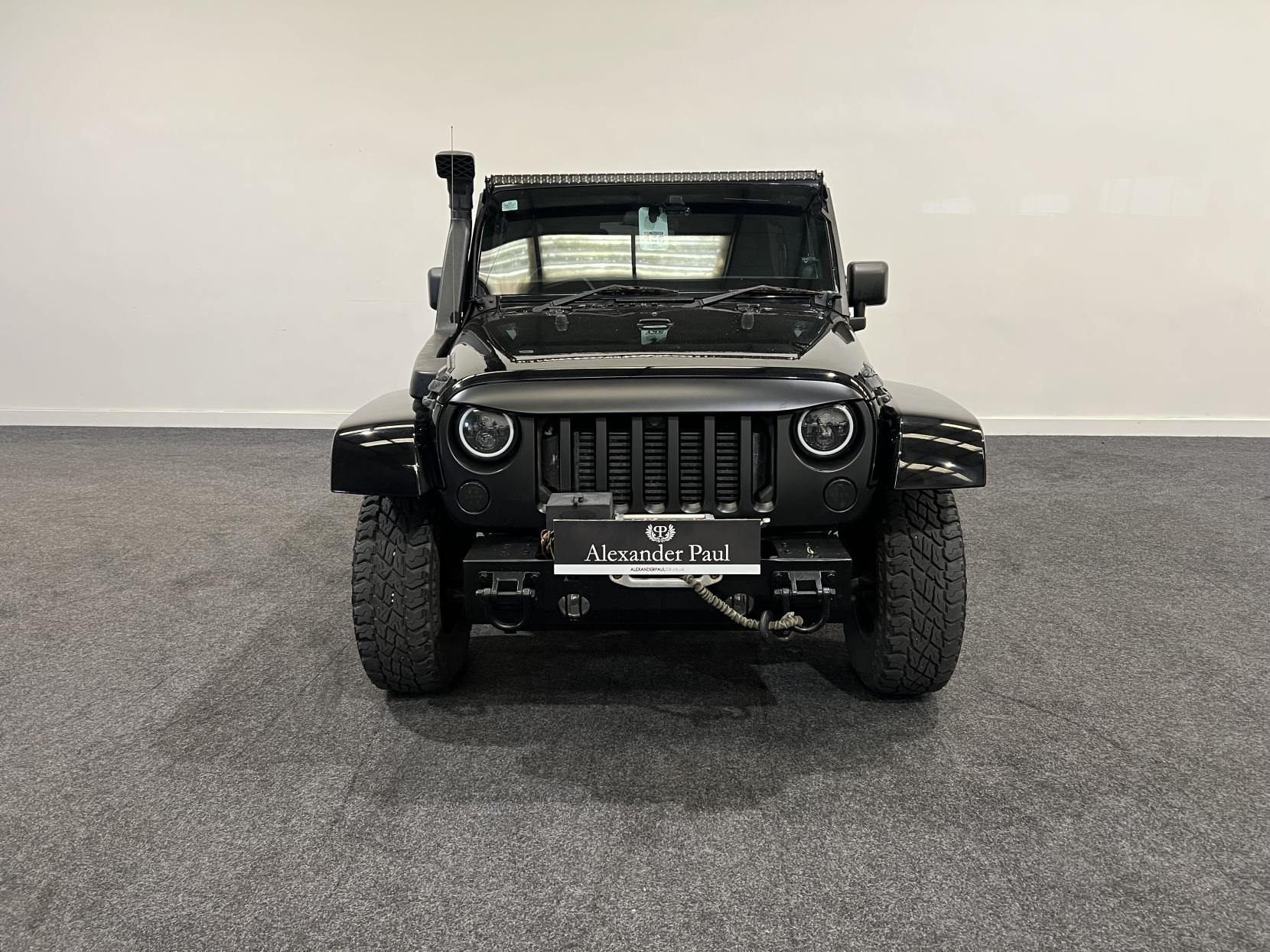 Jeep Wrangler 2.8 CRD Sahara SUV 4dr Diesel Auto 4WD Euro 5 (4 seat) (197 bhp)