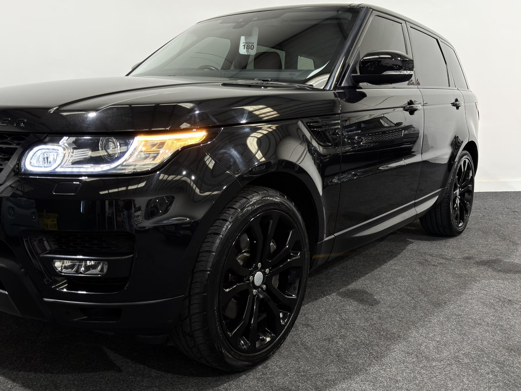 Land Rover Range Rover Sport 3.0 SD V6 HSE Dynamic SUV 5dr Diesel Auto 4WD Euro 6 (s/s) (306 ps)