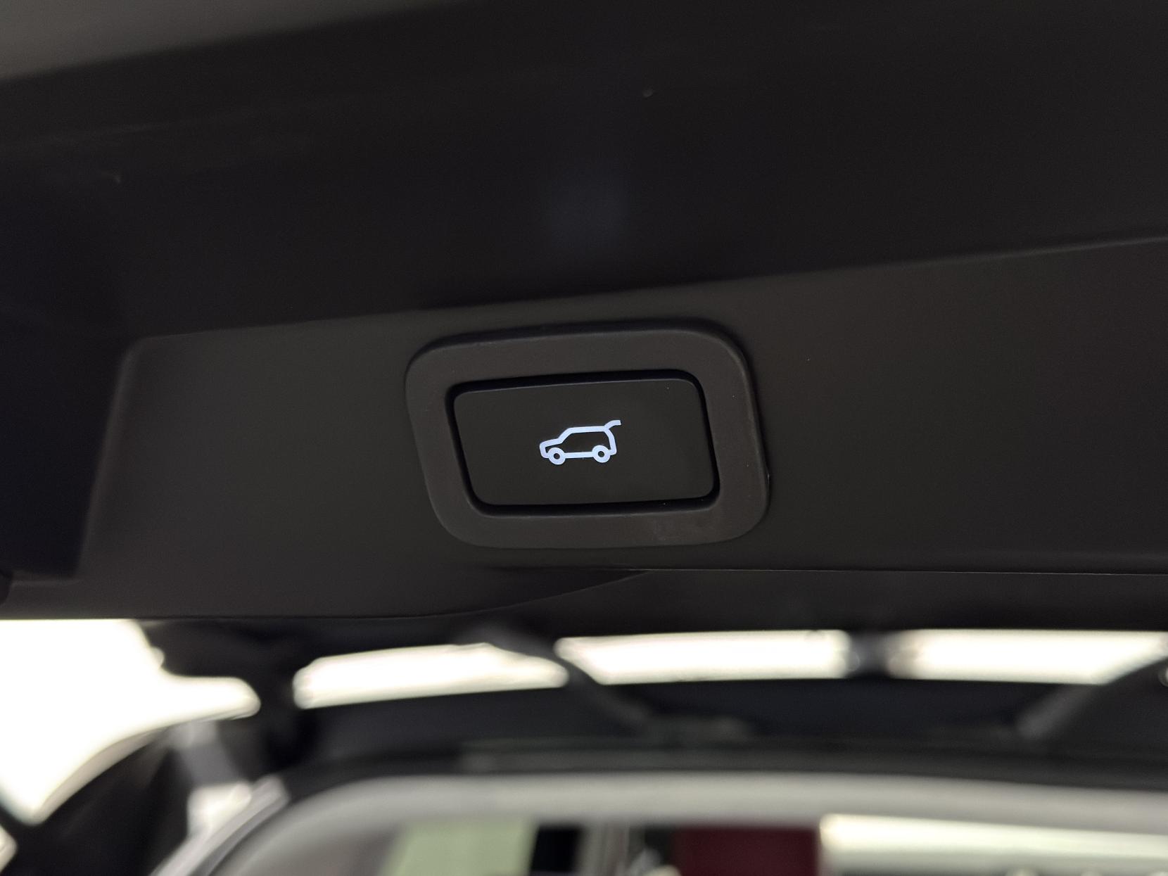 Land Rover Range Rover Sport 3.0 SD V6 HSE Dynamic SUV 5dr Diesel Auto 4WD Euro 6 (s/s) (306 ps)