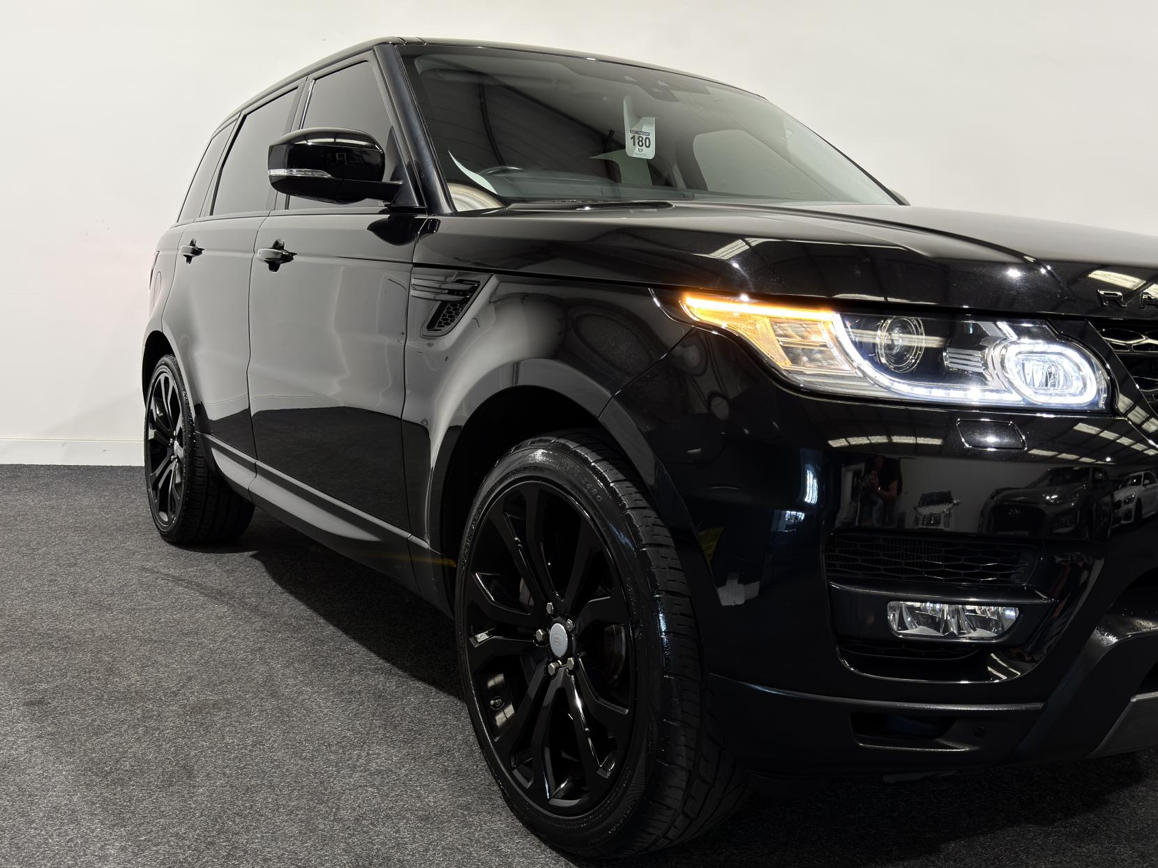 Land Rover Range Rover Sport 3.0 SD V6 HSE Dynamic SUV 5dr Diesel Auto 4WD Euro 6 (s/s) (306 ps)