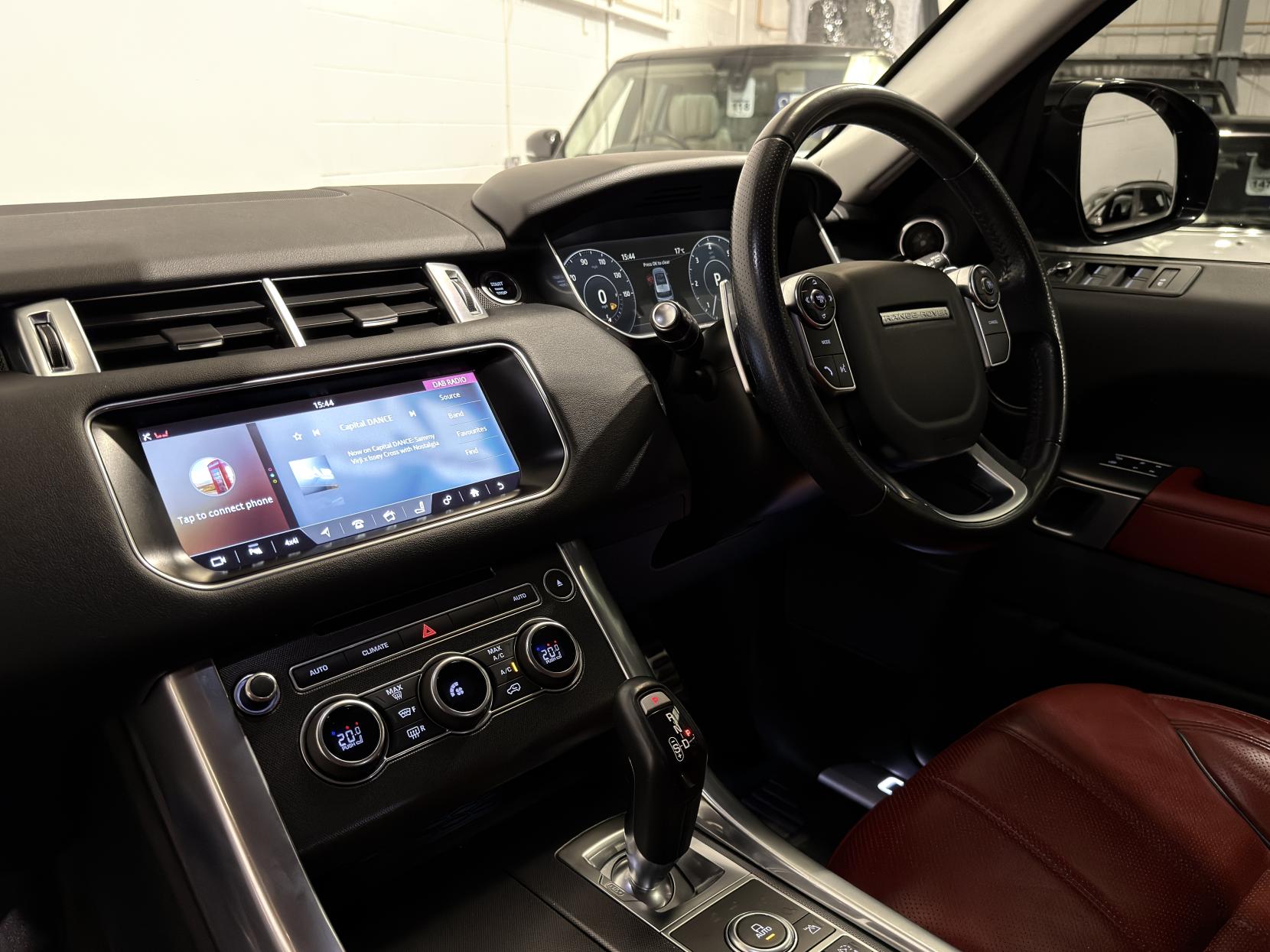 Land Rover Range Rover Sport 3.0 SD V6 HSE Dynamic SUV 5dr Diesel Auto 4WD Euro 6 (s/s) (306 ps)