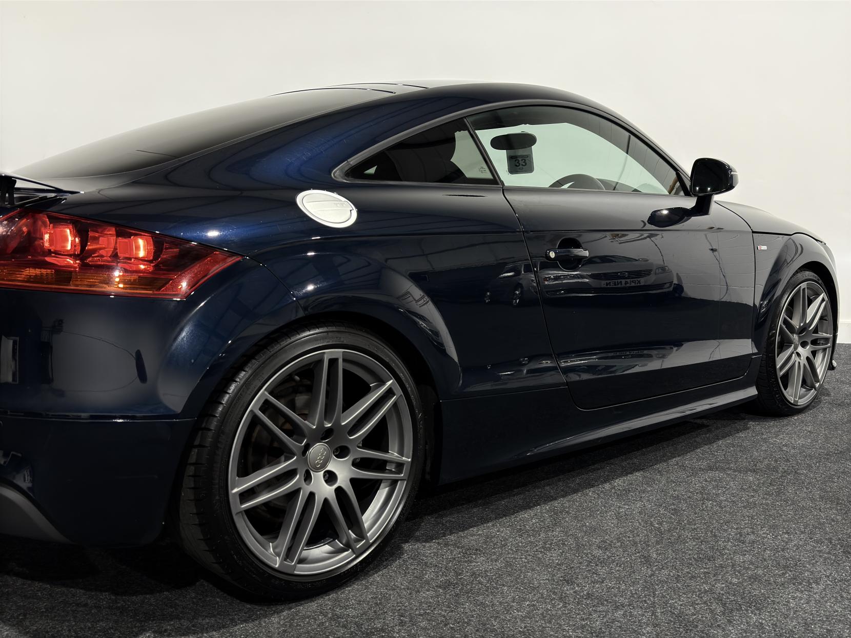 Audi TT 2.0 TDI Black Edition Coupe 3dr Diesel S Tronic quattro Euro 5 (170 ps)