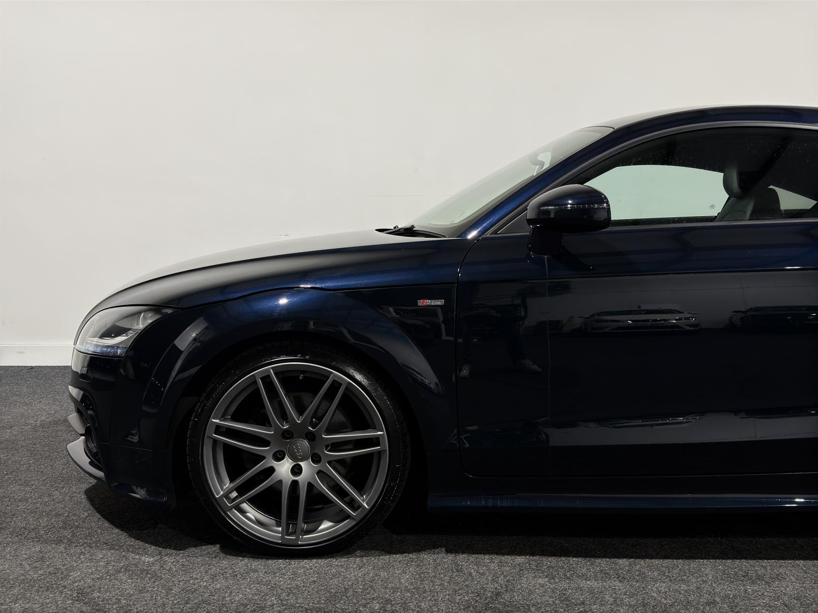 Audi TT 2.0 TDI Black Edition Coupe 3dr Diesel S Tronic quattro Euro 5 (170 ps)