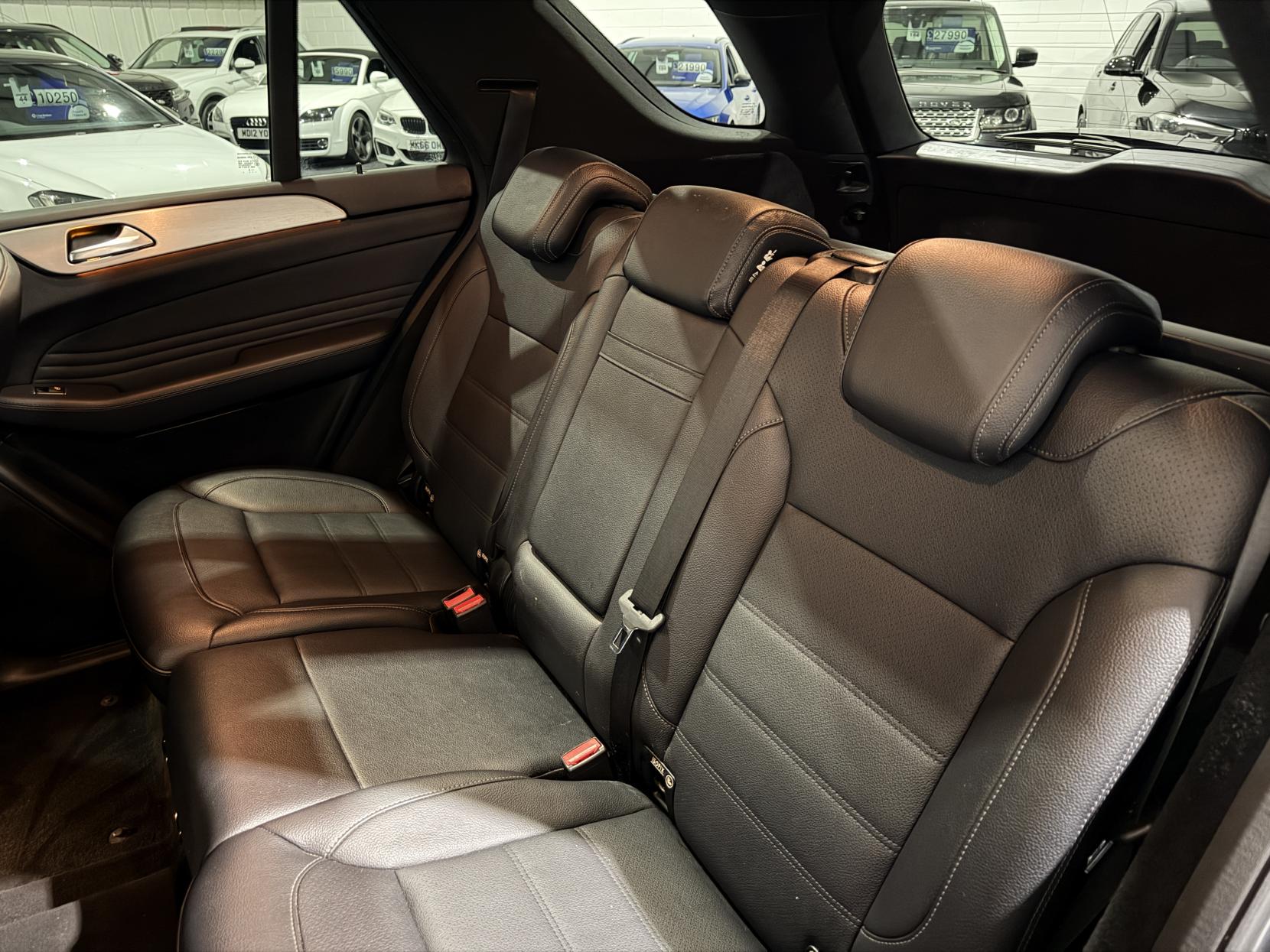 Mercedes-Benz GLE 2.1 GLE250d AMG Line (Premium) SUV 5dr Diesel G-Tronic 4MATIC Euro 6 (s/s) (204 ps)