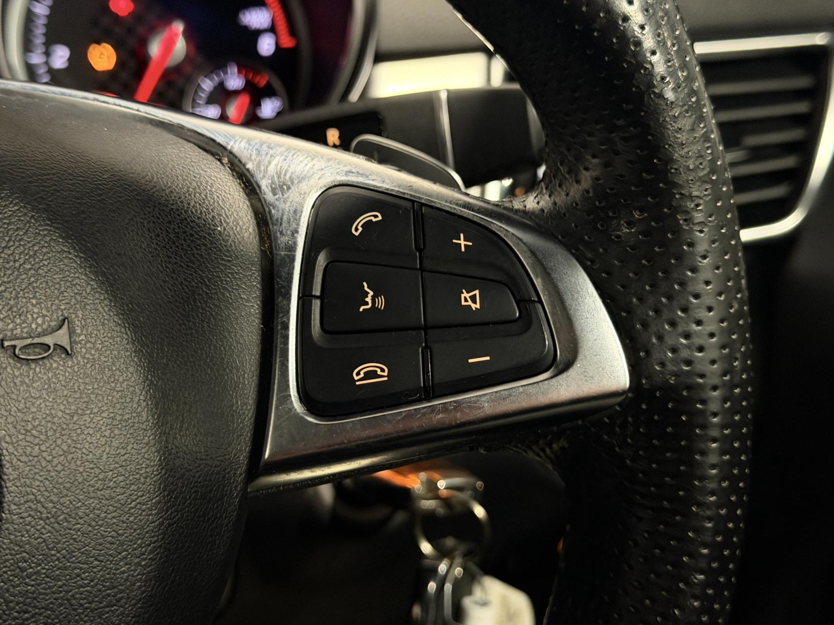 Mercedes-Benz GLE 2.1 GLE250d AMG Line (Premium) SUV 5dr Diesel G-Tronic 4MATIC Euro 6 (s/s) (204 ps)