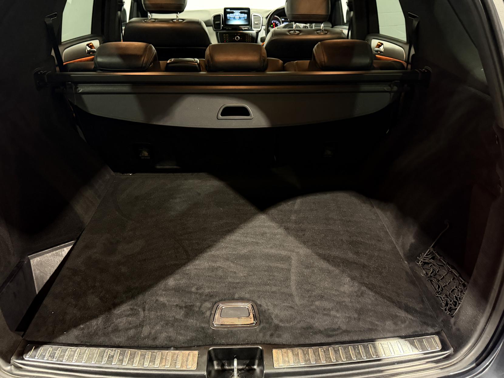 Mercedes-Benz GLE 2.1 GLE250d AMG Line (Premium) SUV 5dr Diesel G-Tronic 4MATIC Euro 6 (s/s) (204 ps)