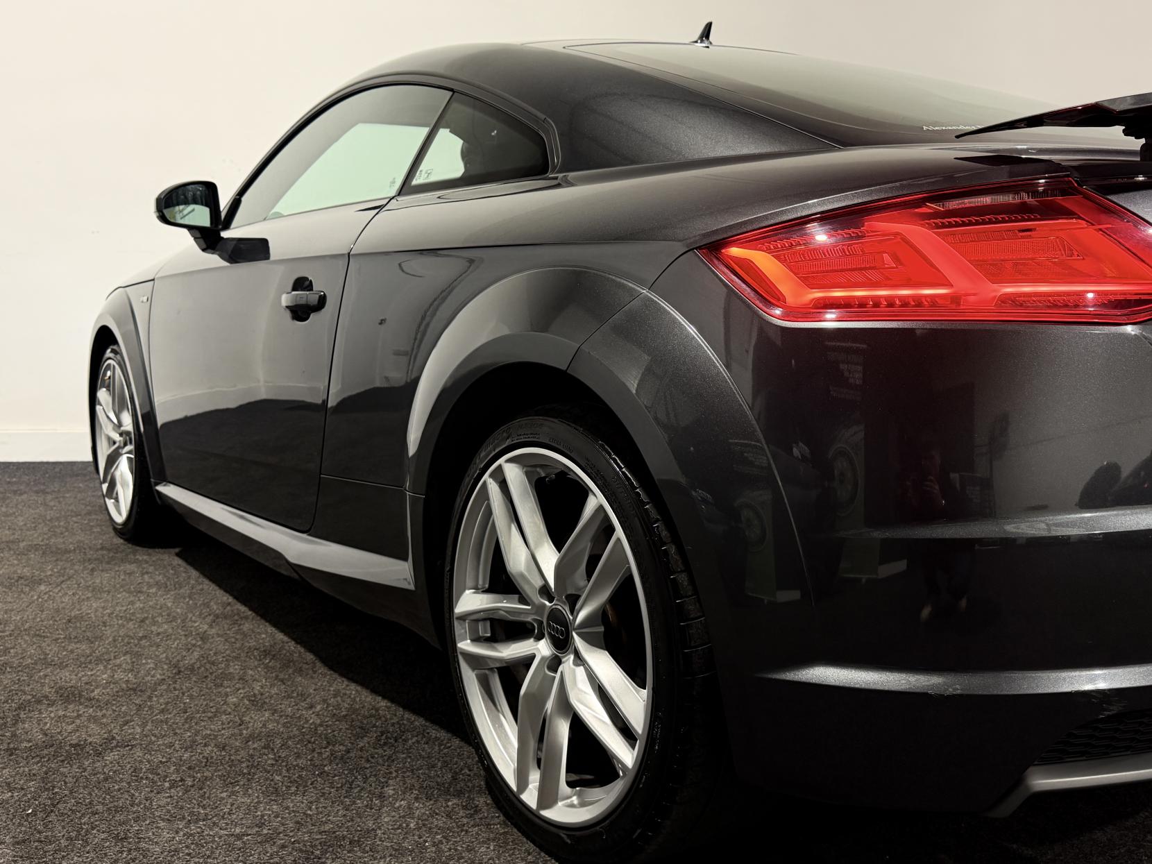 Audi TT 2.0 TFSI S line Coupe 3dr Petrol S Tronic Euro 6 (s/s) (230 ps)