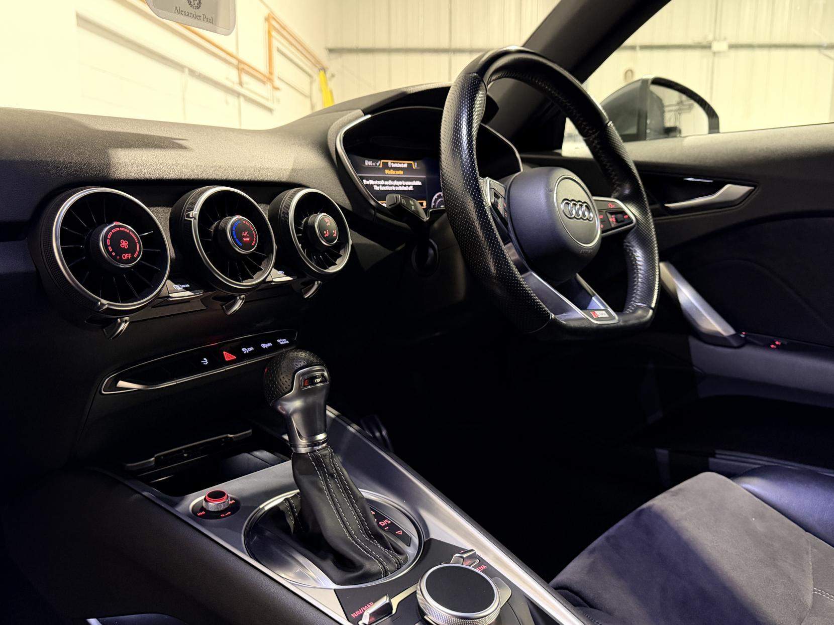 Audi TT 2.0 TFSI S line Coupe 3dr Petrol S Tronic Euro 6 (s/s) (230 ps)