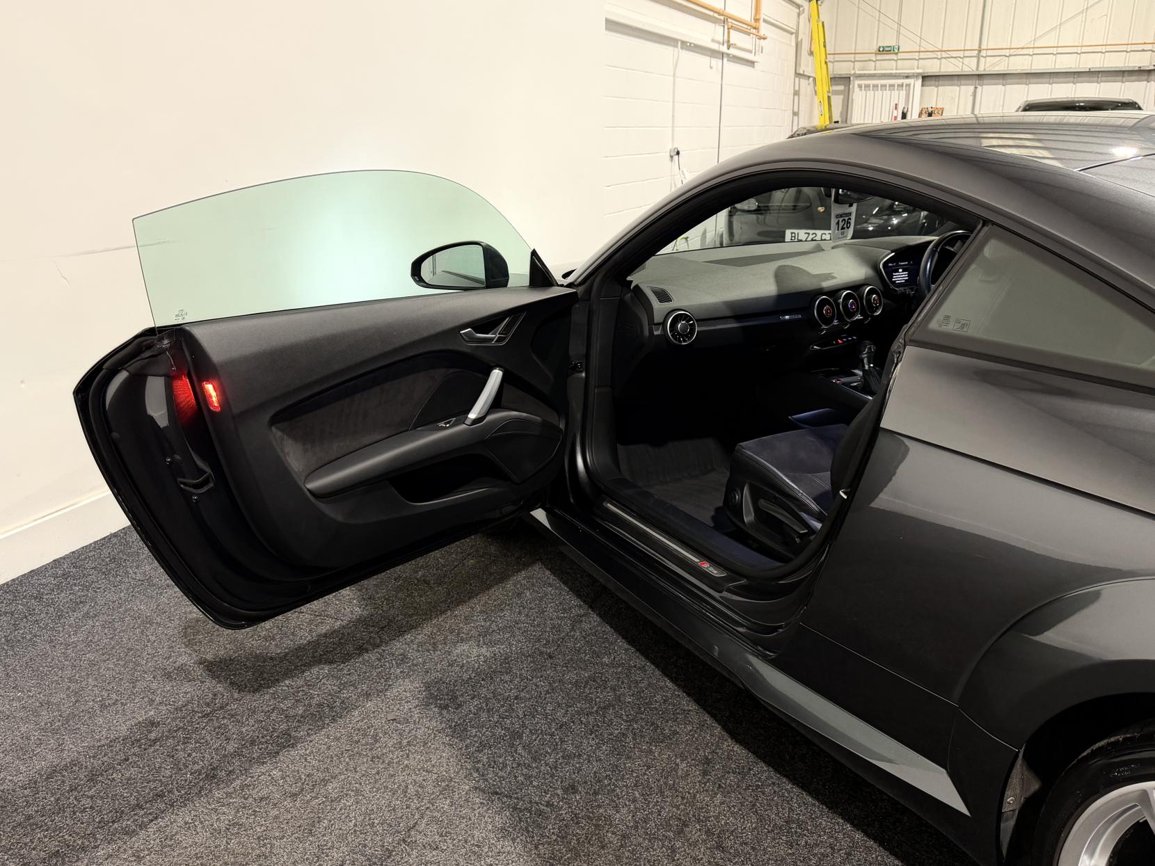 Audi TT 2.0 TFSI S line Coupe 3dr Petrol S Tronic Euro 6 (s/s) (230 ps)