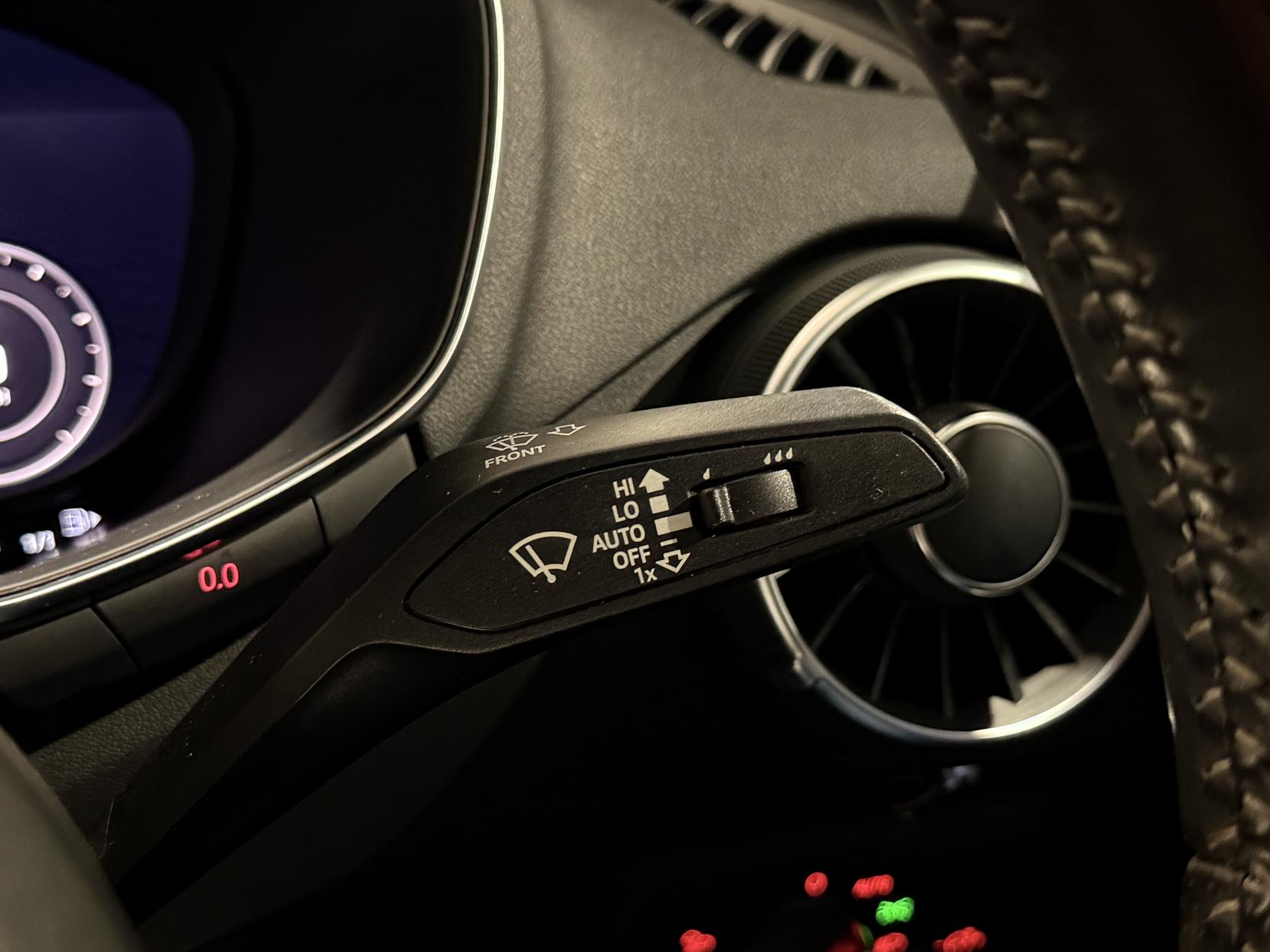 Audi TT 2.0 TFSI S line Coupe 3dr Petrol S Tronic Euro 6 (s/s) (230 ps)