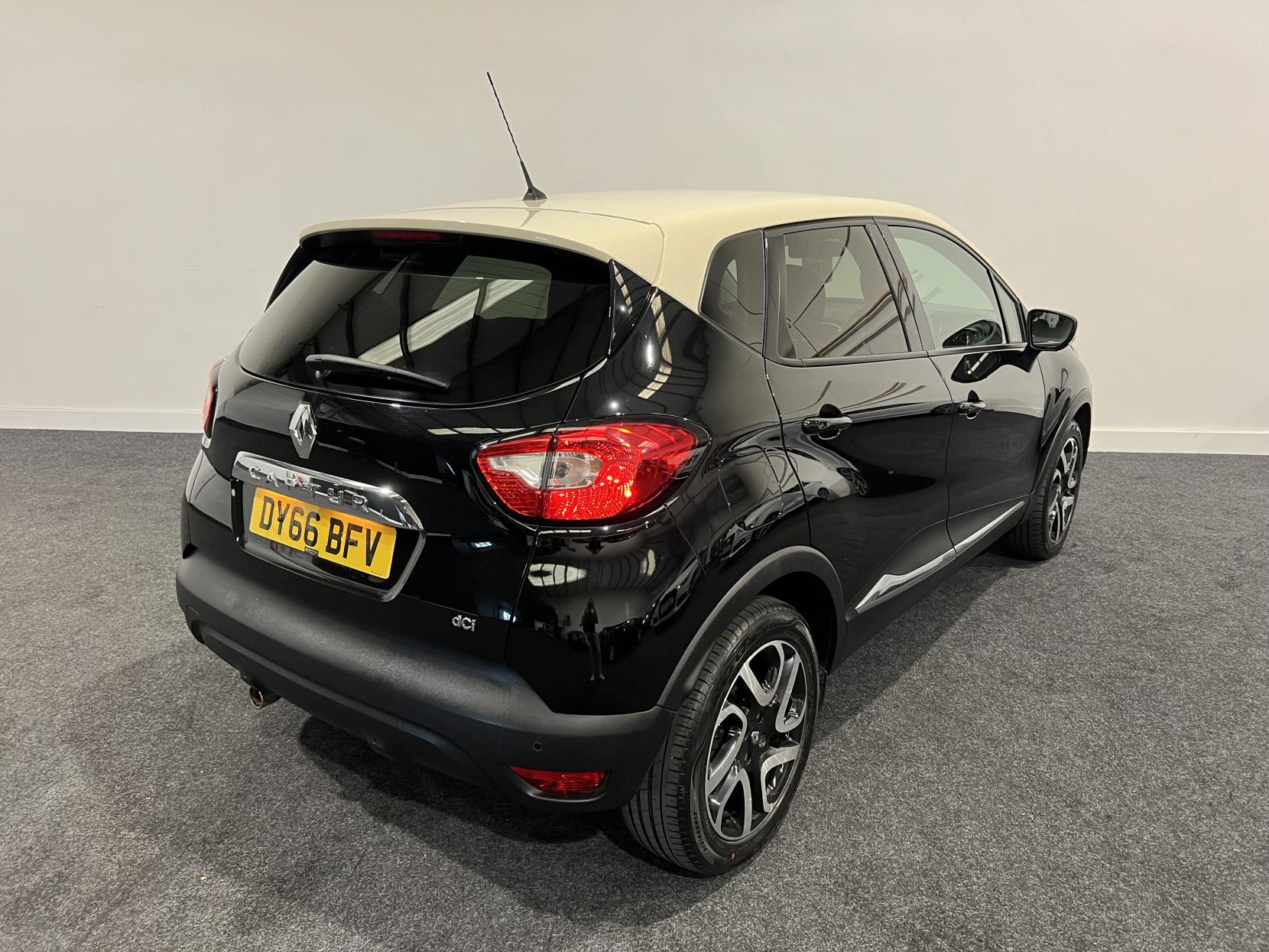 Renault Captur 1.5 dCi ENERGY Dynamique S Nav SUV 5dr Diesel Manual Euro 6 (s/s) (90 ps)