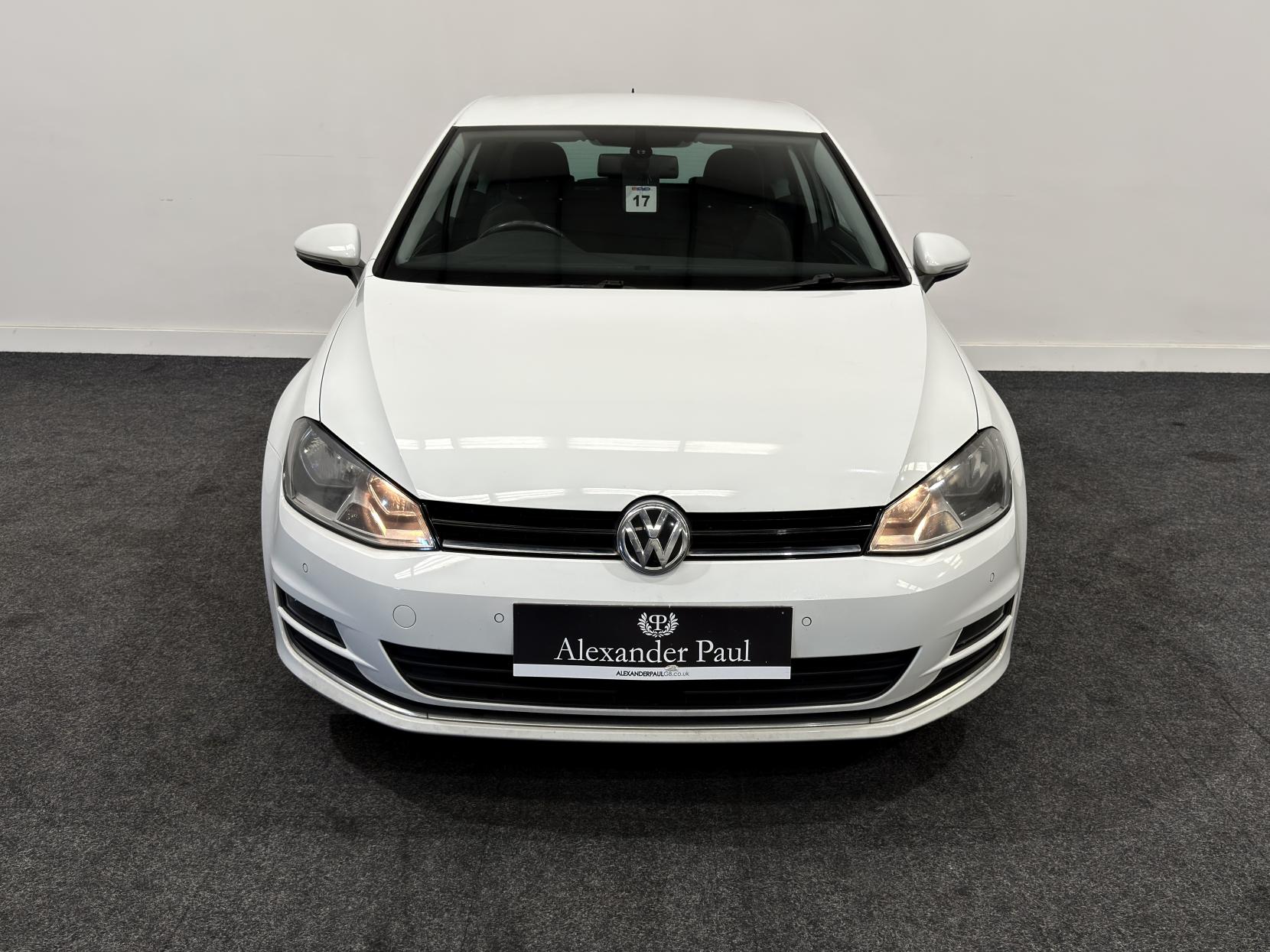 Volkswagen Golf 2.0 TDI BlueMotion Tech GT Hatchback 3dr Diesel Manual Euro 5 (s/s) (150 ps)