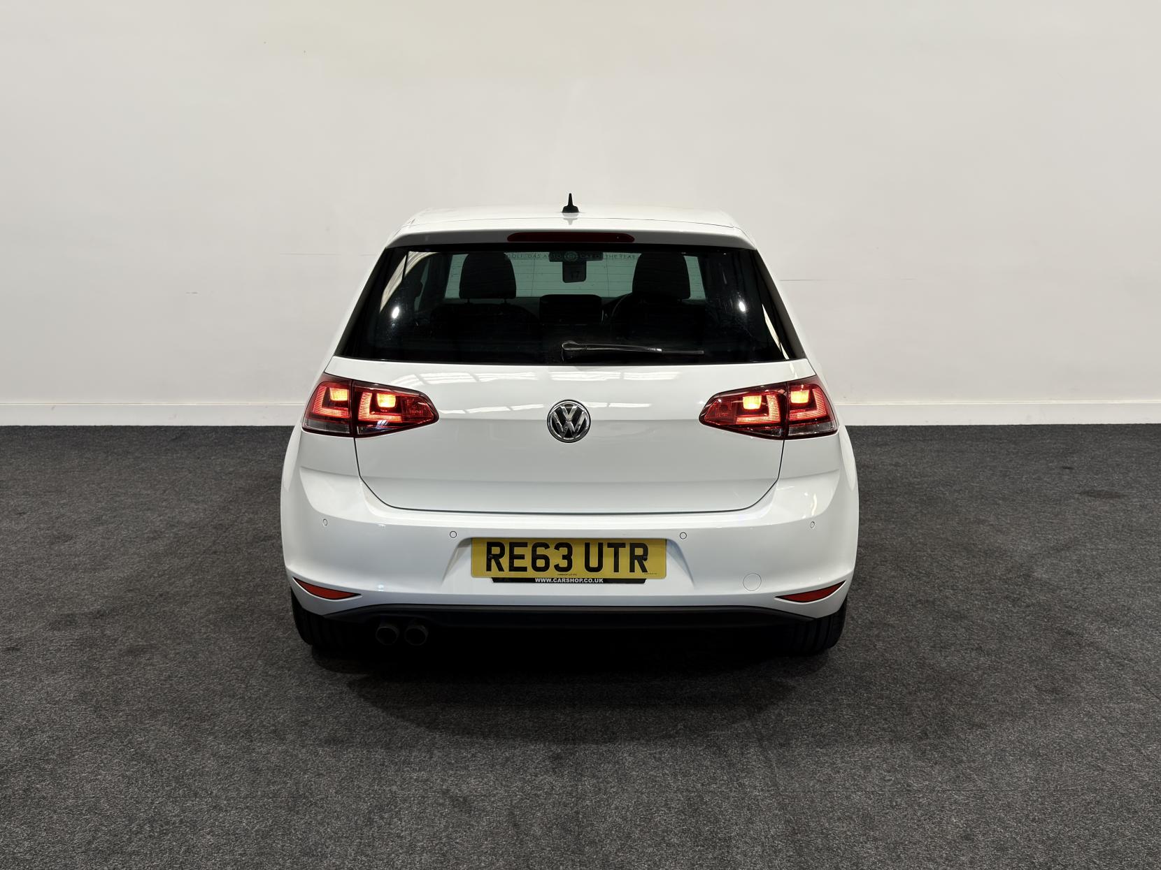 Volkswagen Golf 2.0 TDI BlueMotion Tech GT Hatchback 3dr Diesel Manual Euro 5 (s/s) (150 ps)