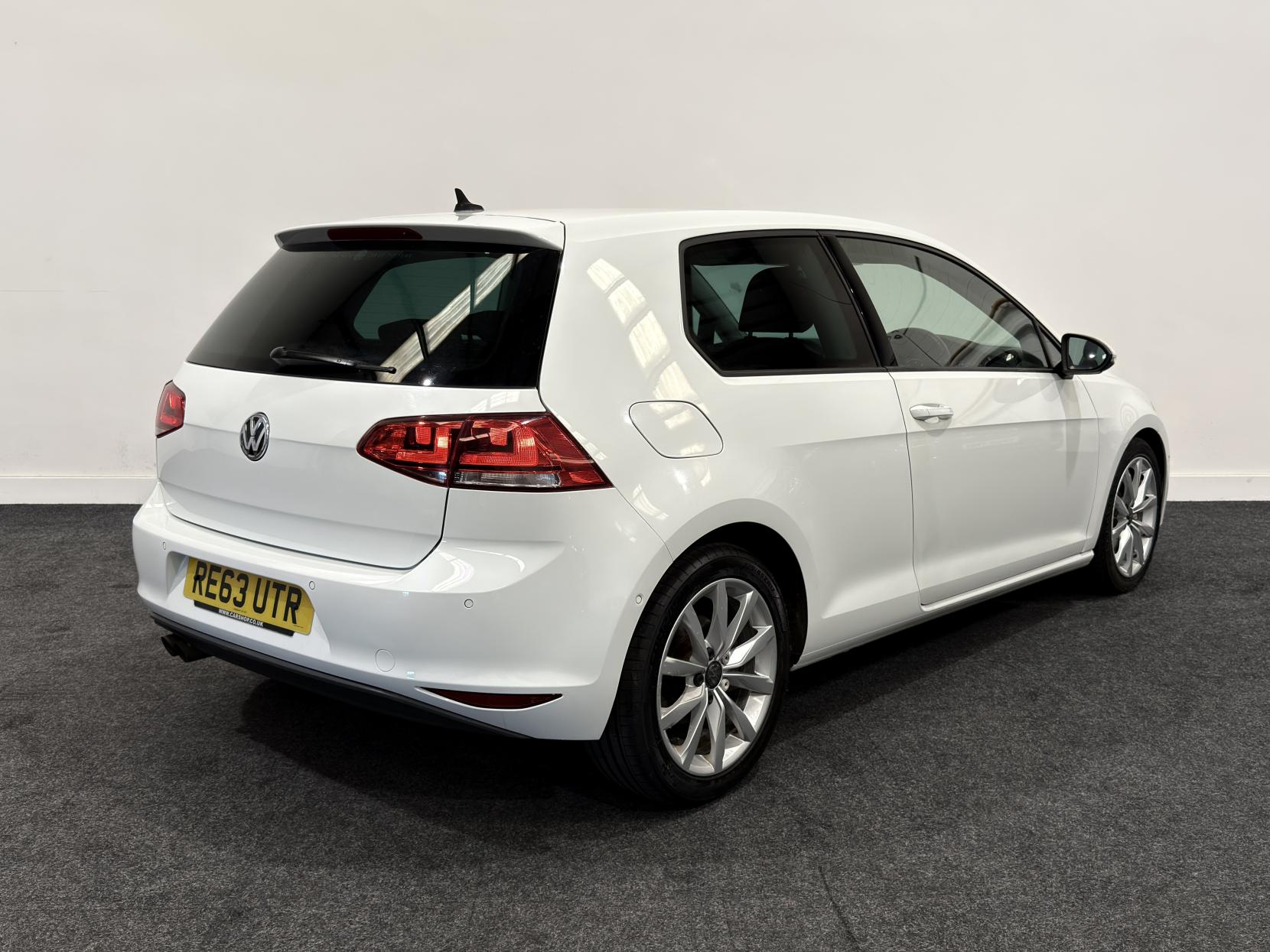 Volkswagen Golf 2.0 TDI BlueMotion Tech GT Hatchback 3dr Diesel Manual Euro 5 (s/s) (150 ps)