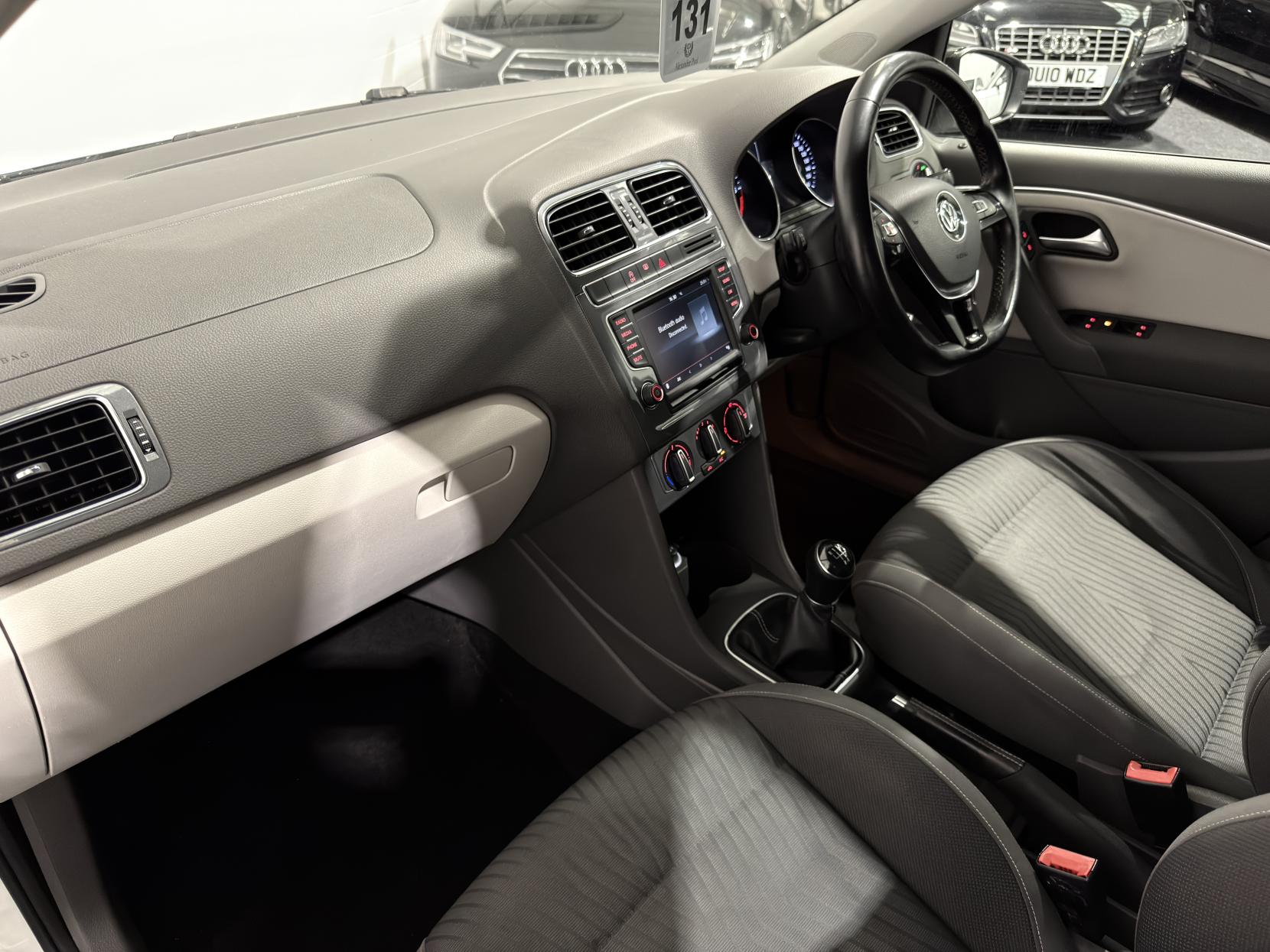 Volkswagen Polo 1.4 TDI BlueMotion Tech SE Design Hatchback 5dr Diesel Manual Euro 6 (s/s) (75 ps)