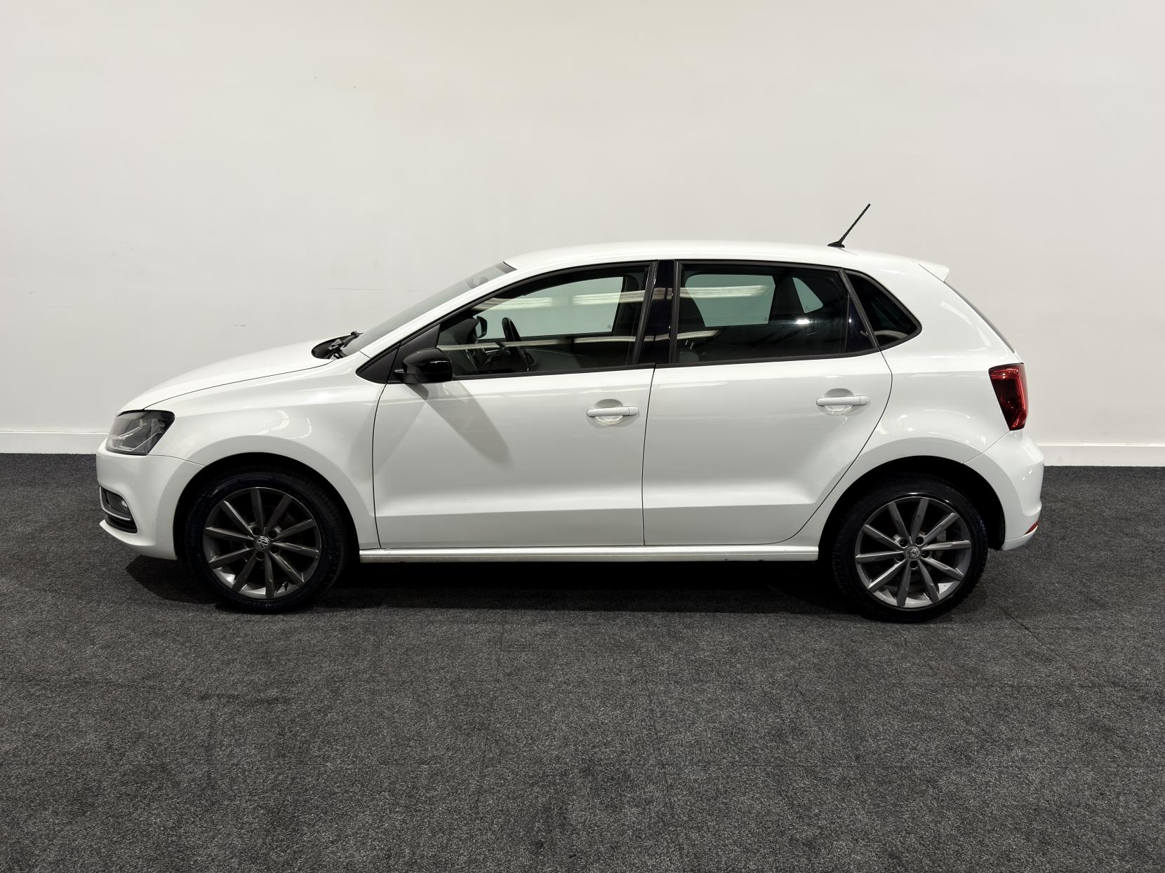 Volkswagen Polo 1.4 TDI BlueMotion Tech SE Design Hatchback 5dr Diesel Manual Euro 6 (s/s) (75 ps)