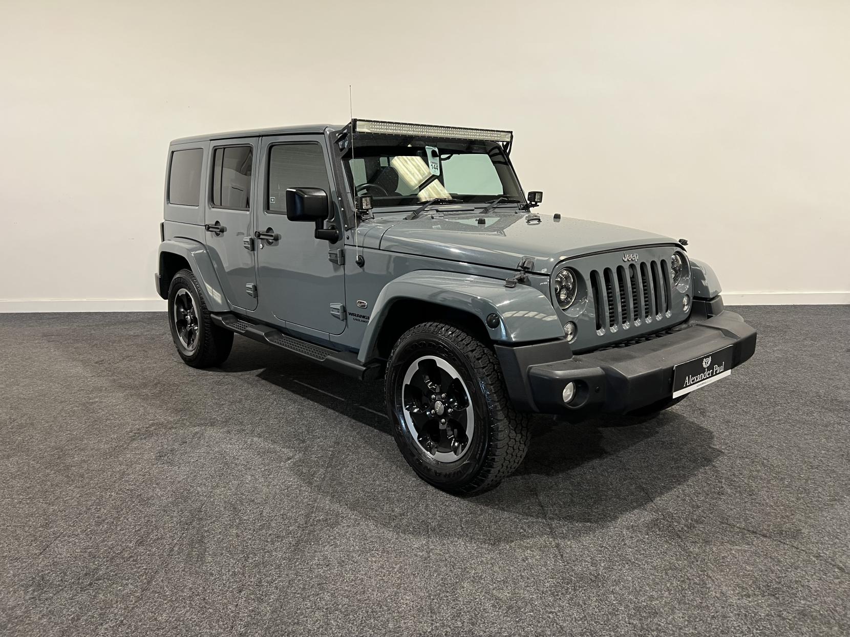 Jeep Wrangler 2.8 CRD Overland SUV 4dr Diesel Auto 4WD Euro 5 (197 bhp)