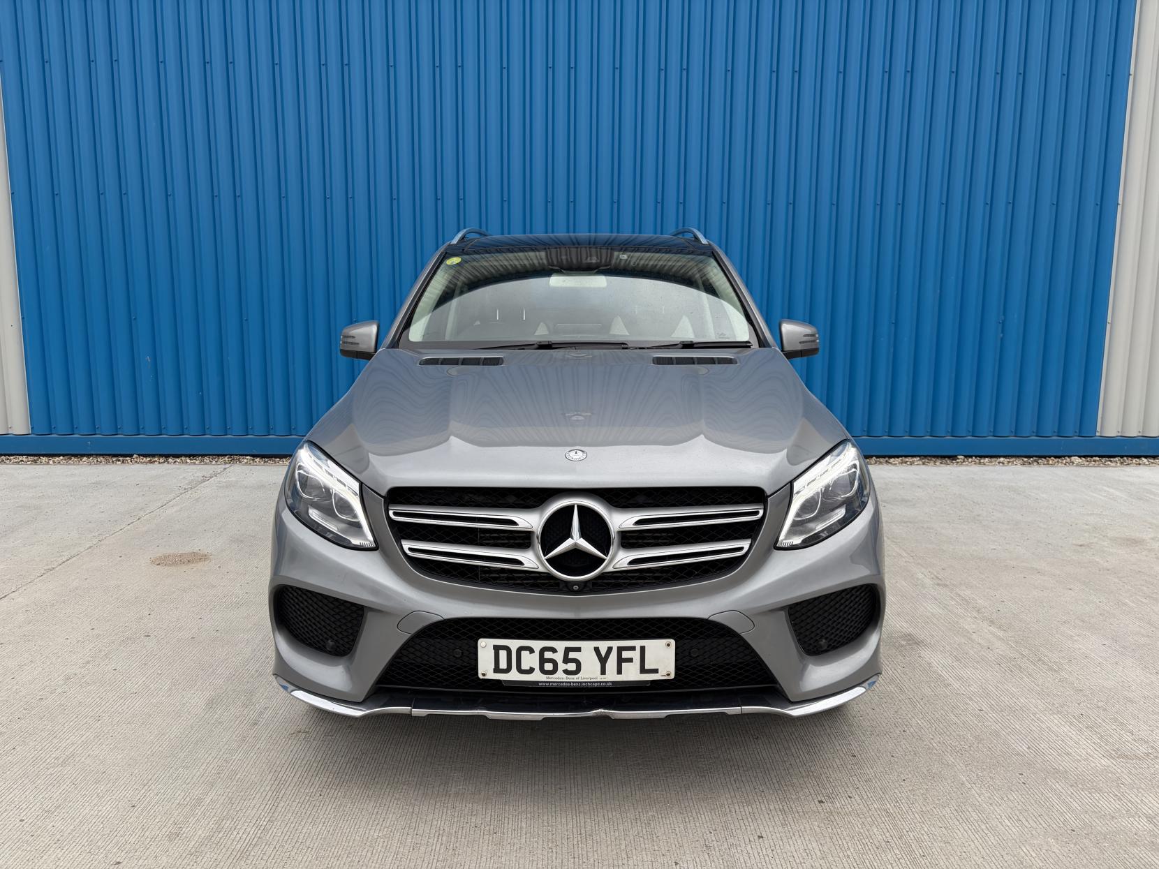 Mercedes-Benz GLE 3.0 GLE350d V6 AMG Line (Premium Plus) SUV 5dr Diesel G-Tronic 4MATIC Euro 6 (s/s) (258 ps)