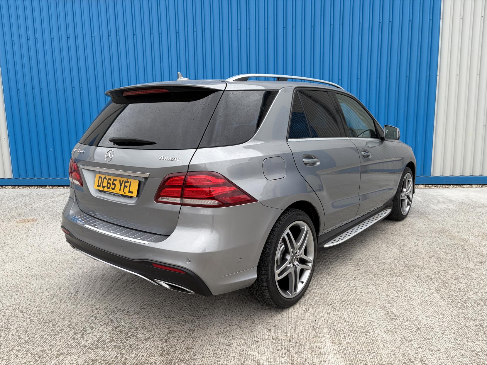 Mercedes-Benz GLE 3.0 GLE350d V6 AMG Line (Premium Plus) SUV 5dr Diesel G-Tronic 4MATIC Euro 6 (s/s) (258 ps)