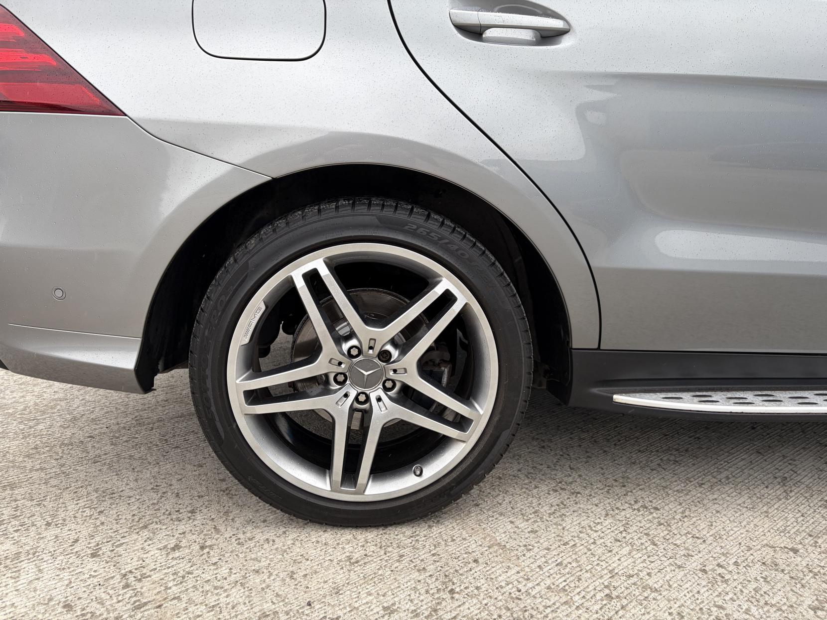 Mercedes-Benz GLE 3.0 GLE350d V6 AMG Line (Premium Plus) SUV 5dr Diesel G-Tronic 4MATIC Euro 6 (s/s) (258 ps)