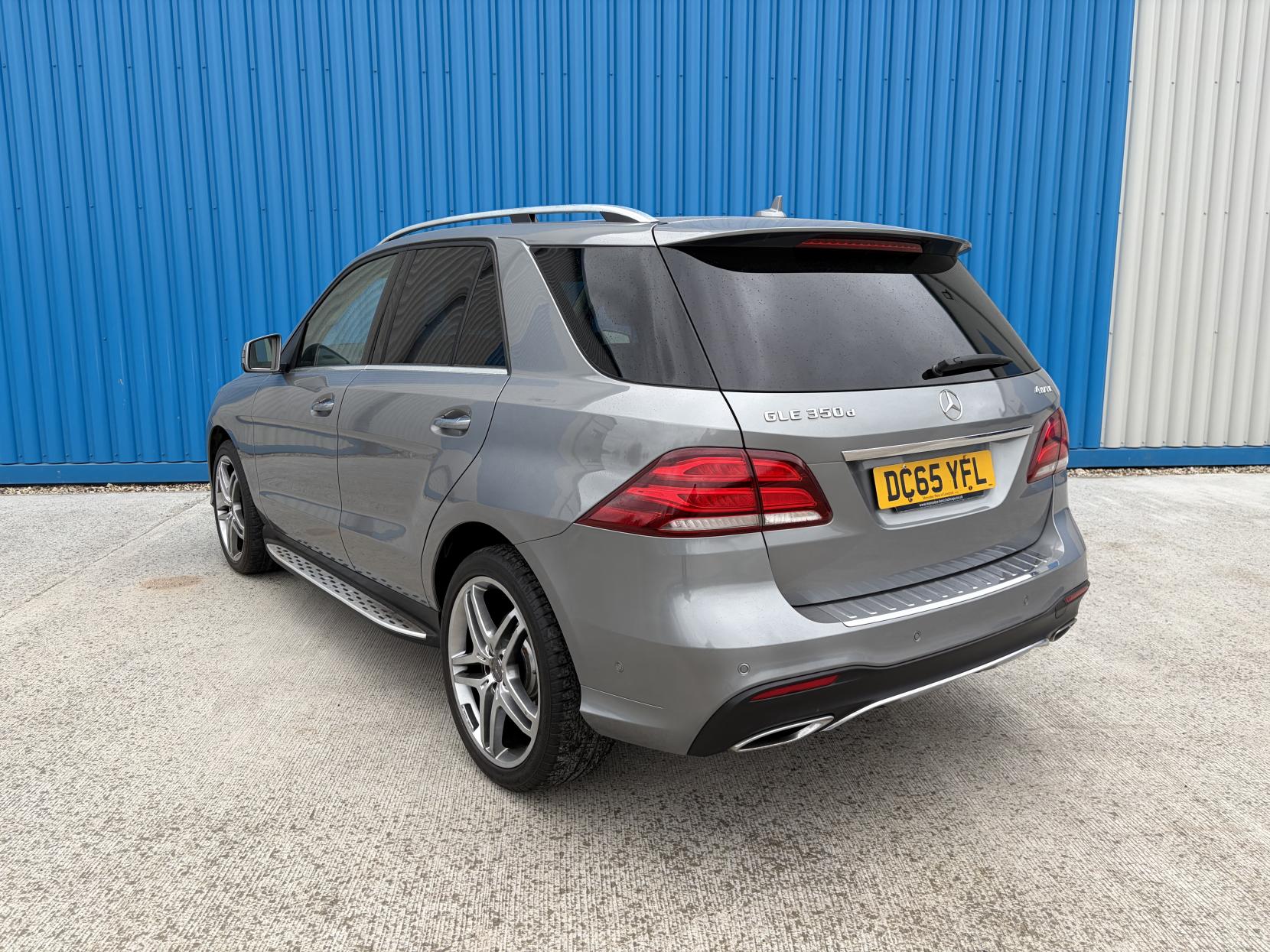 Mercedes-Benz GLE 3.0 GLE350d V6 AMG Line (Premium Plus) SUV 5dr Diesel G-Tronic 4MATIC Euro 6 (s/s) (258 ps)